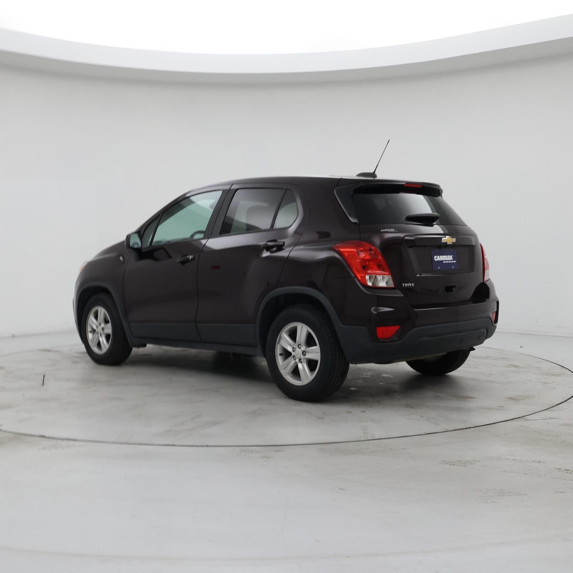 Thumbnail: 2020 Chevrolet Trax - 2