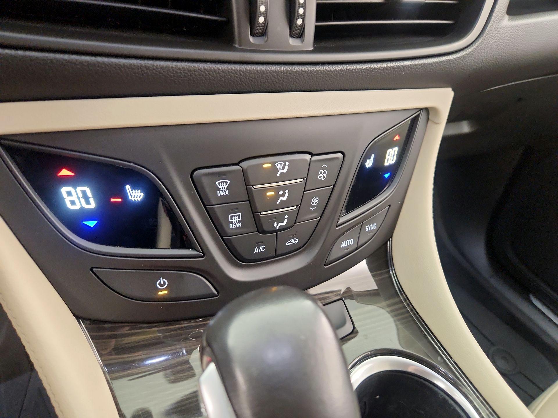 Thumbnail: 2020 Buick Envision - 17