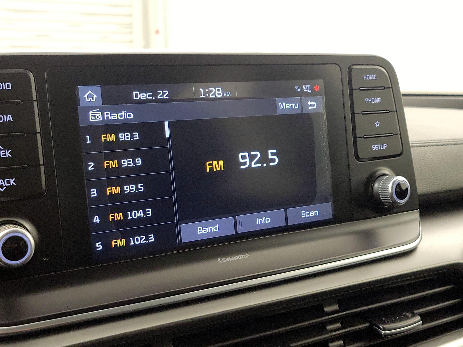 Thumbnail: 2020 Kia Telluride - 15