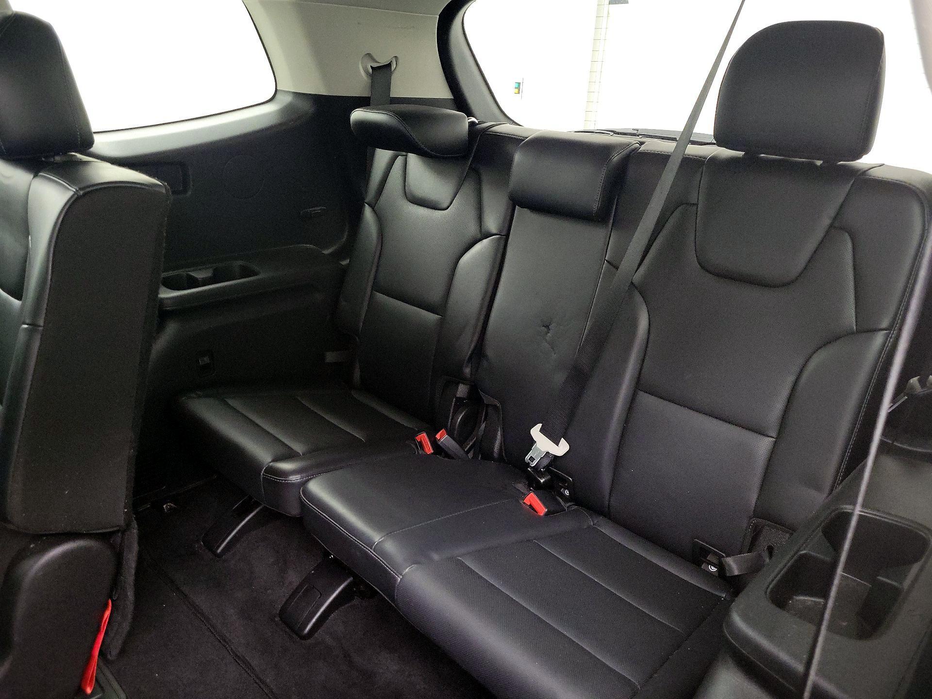 Thumbnail: 2020 Kia Telluride - 20