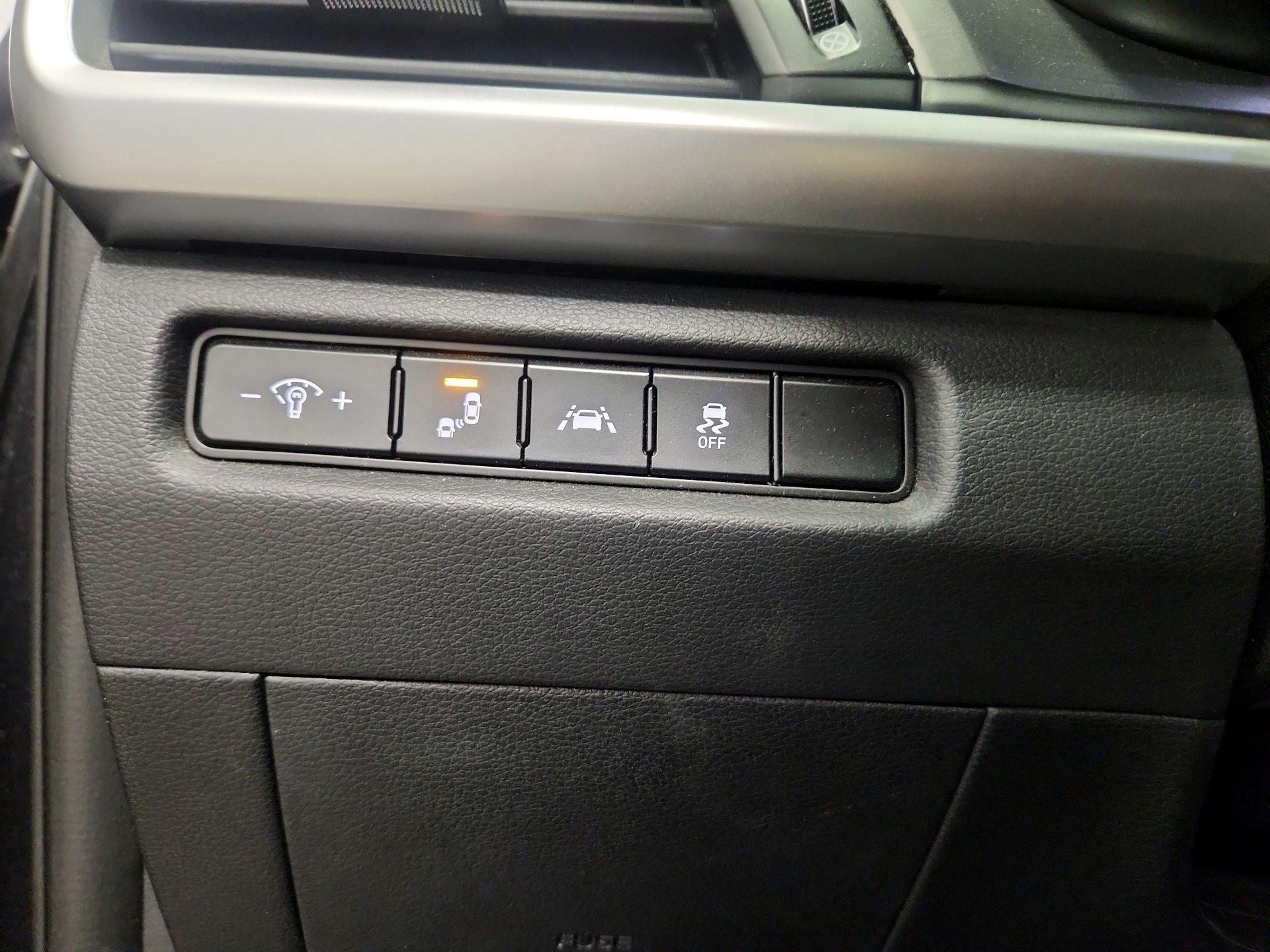 Thumbnail: 2021 Kia Telluride - 13