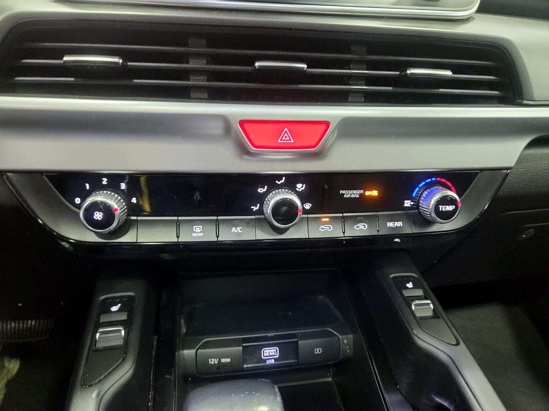 Thumbnail: 2021 Kia Telluride - 16