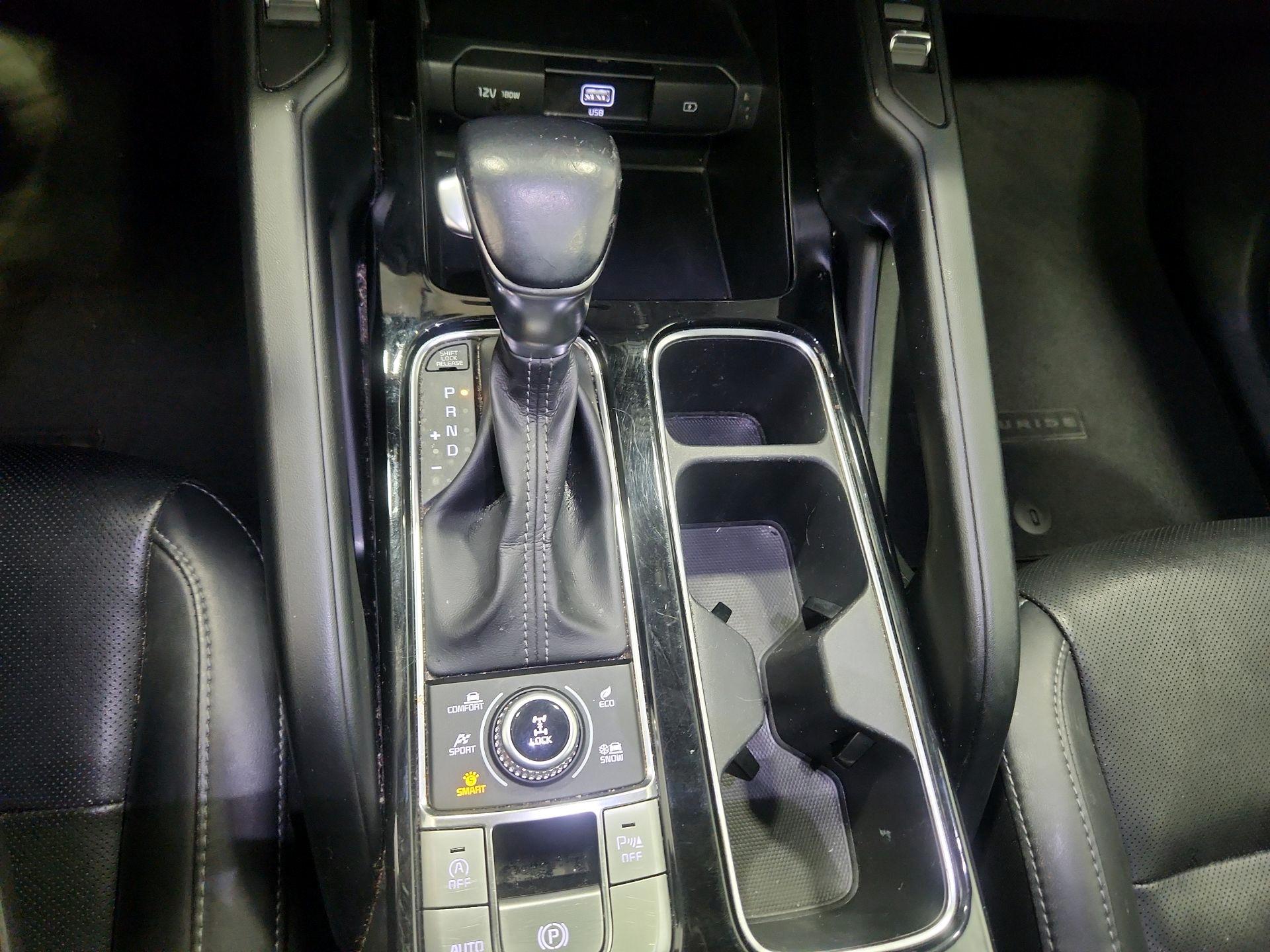 Thumbnail: 2021 Kia Telluride - 17