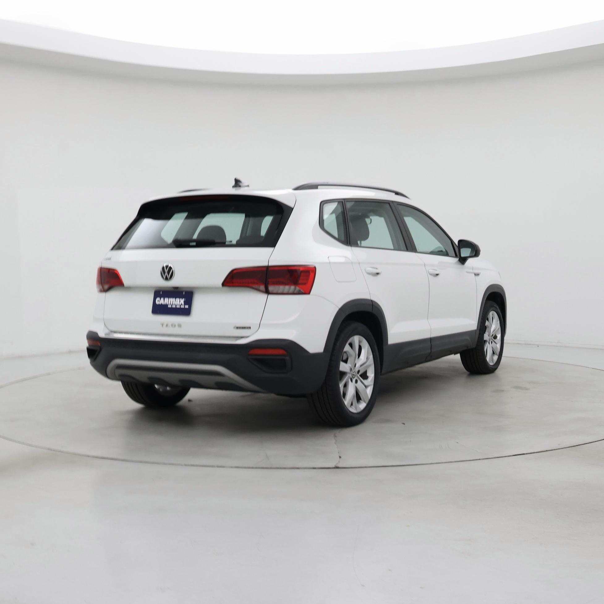 Thumbnail: 2023 Volkswagen Taos - 8