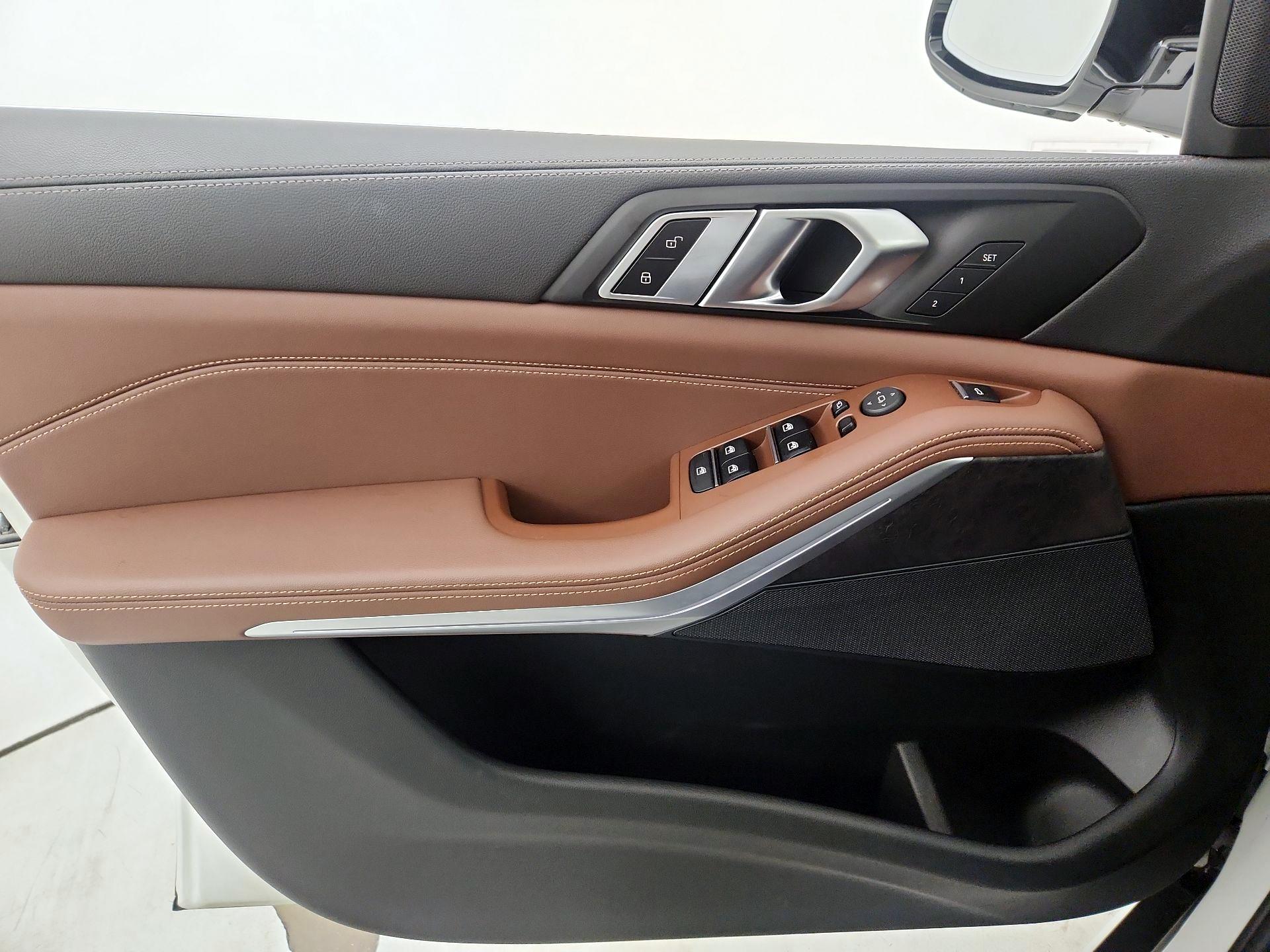 Thumbnail: 2023 BMW X5 - 12