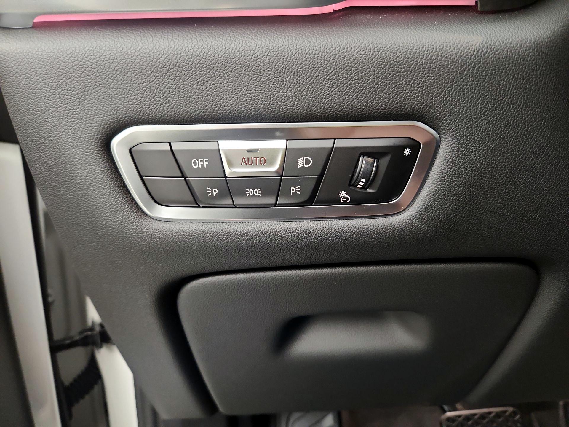 Thumbnail: 2023 BMW X5 - 13