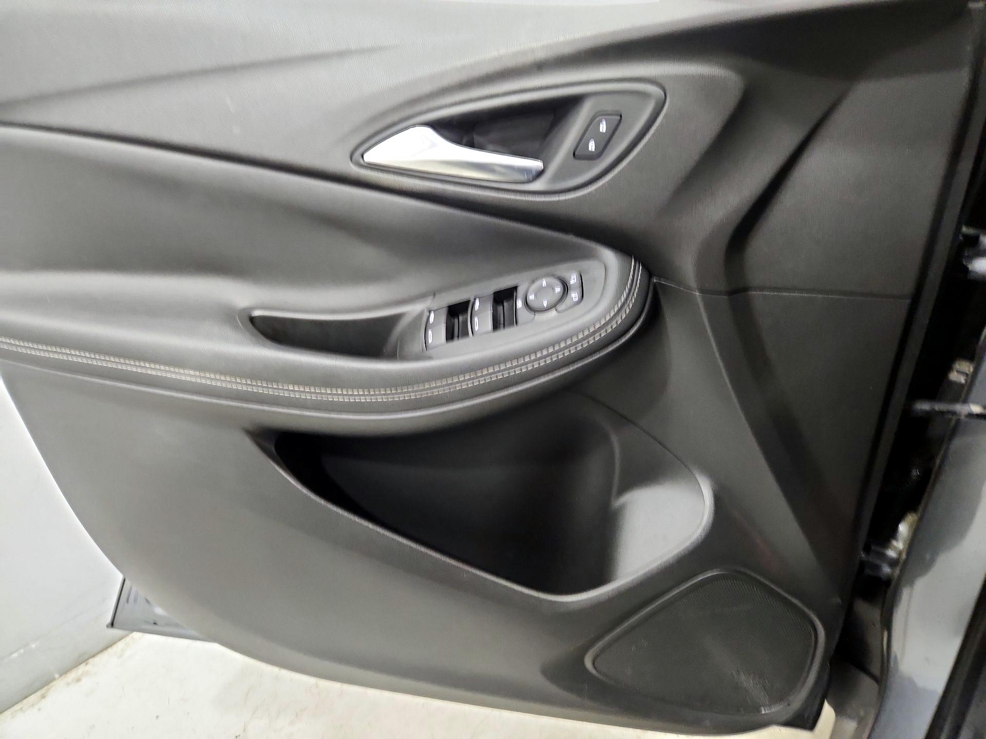 Thumbnail: 2021 Buick Encore GX - 12