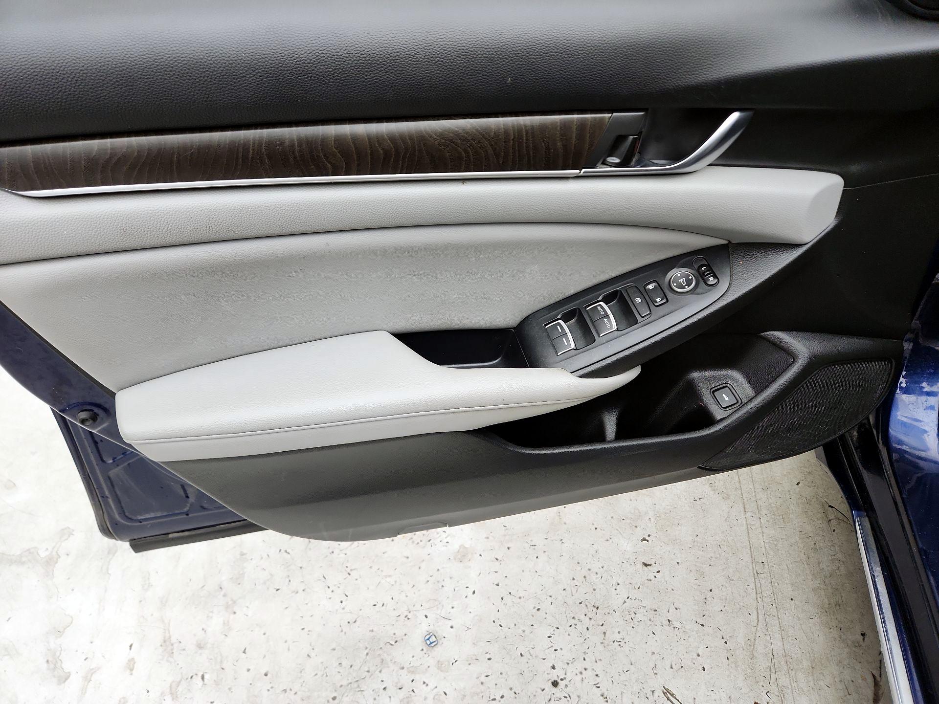 Thumbnail: 2020 Honda Accord - 12