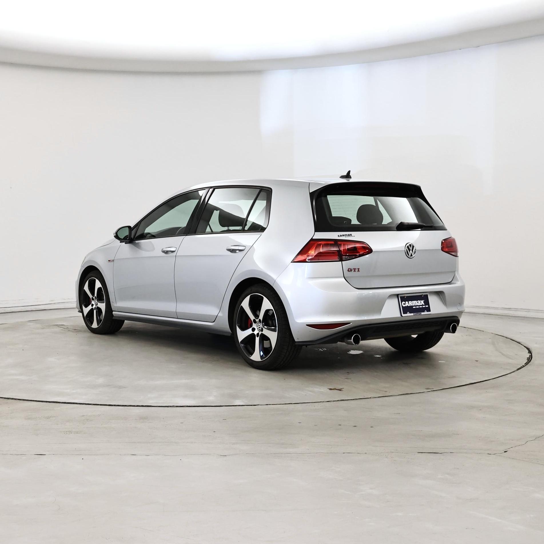 Thumbnail: 2015 Volkswagen Golf - 2
