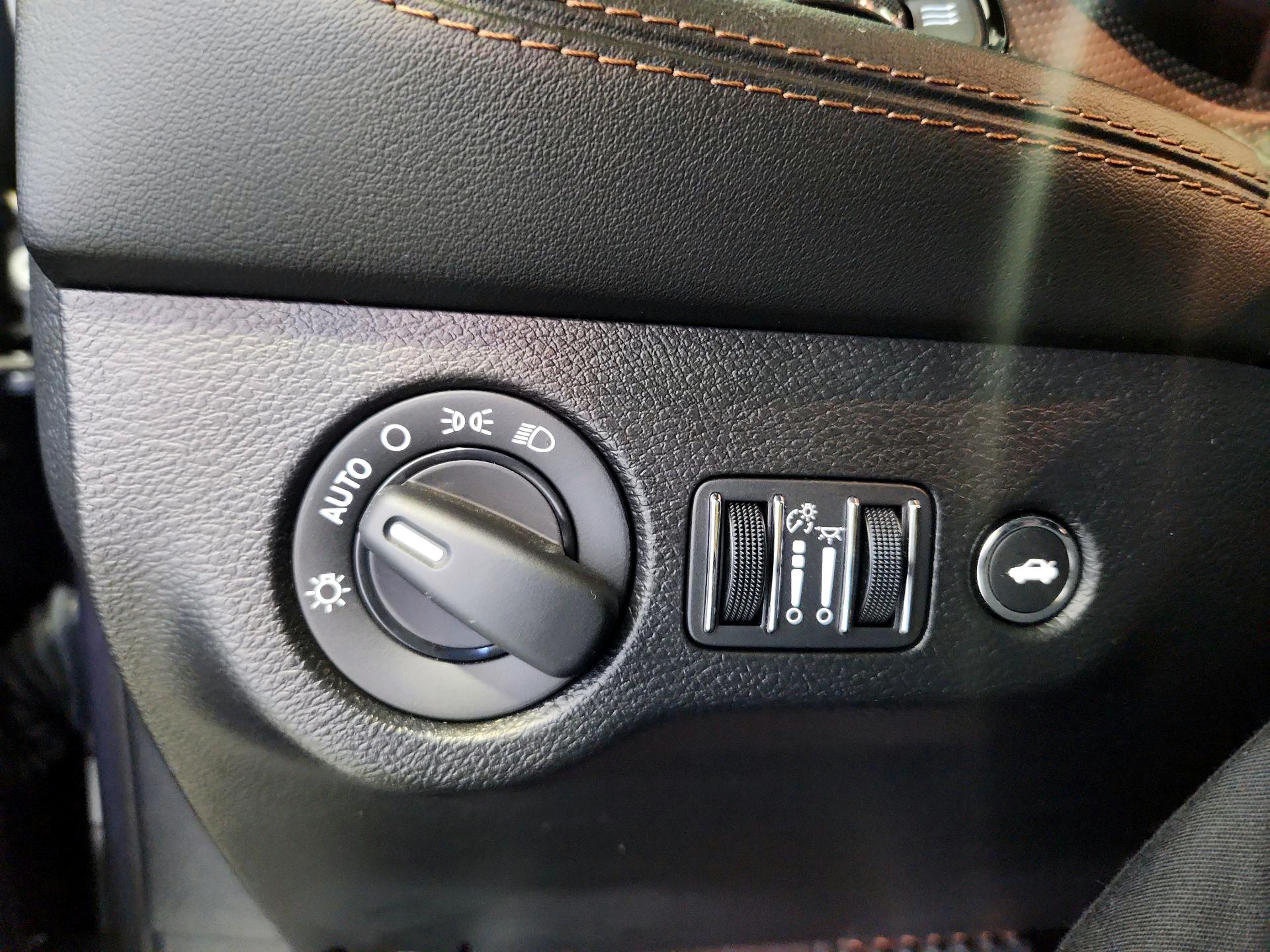 Thumbnail: 2020 Dodge Challenger - 13