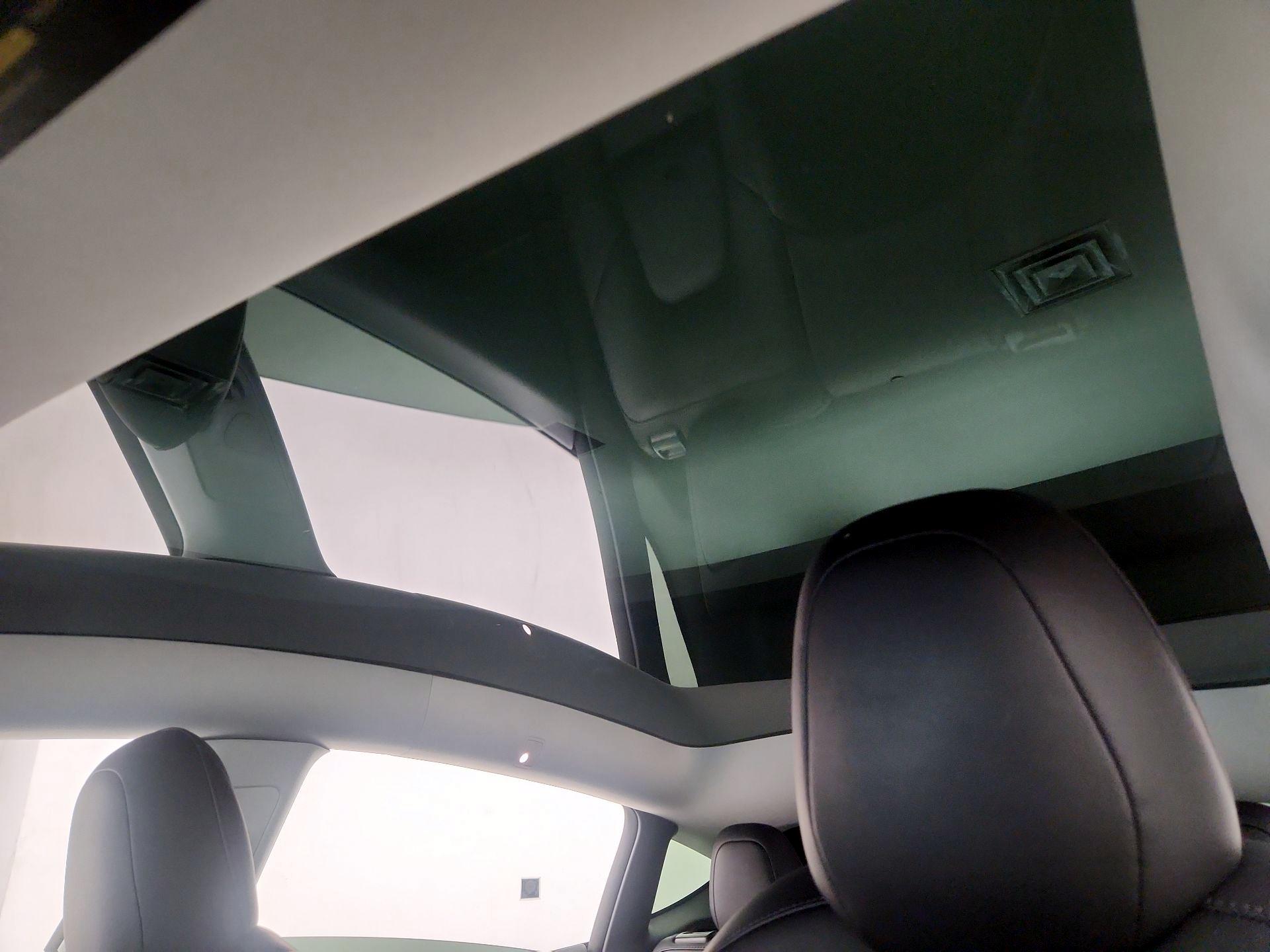 Thumbnail: 2022 Tesla Model Y - 20