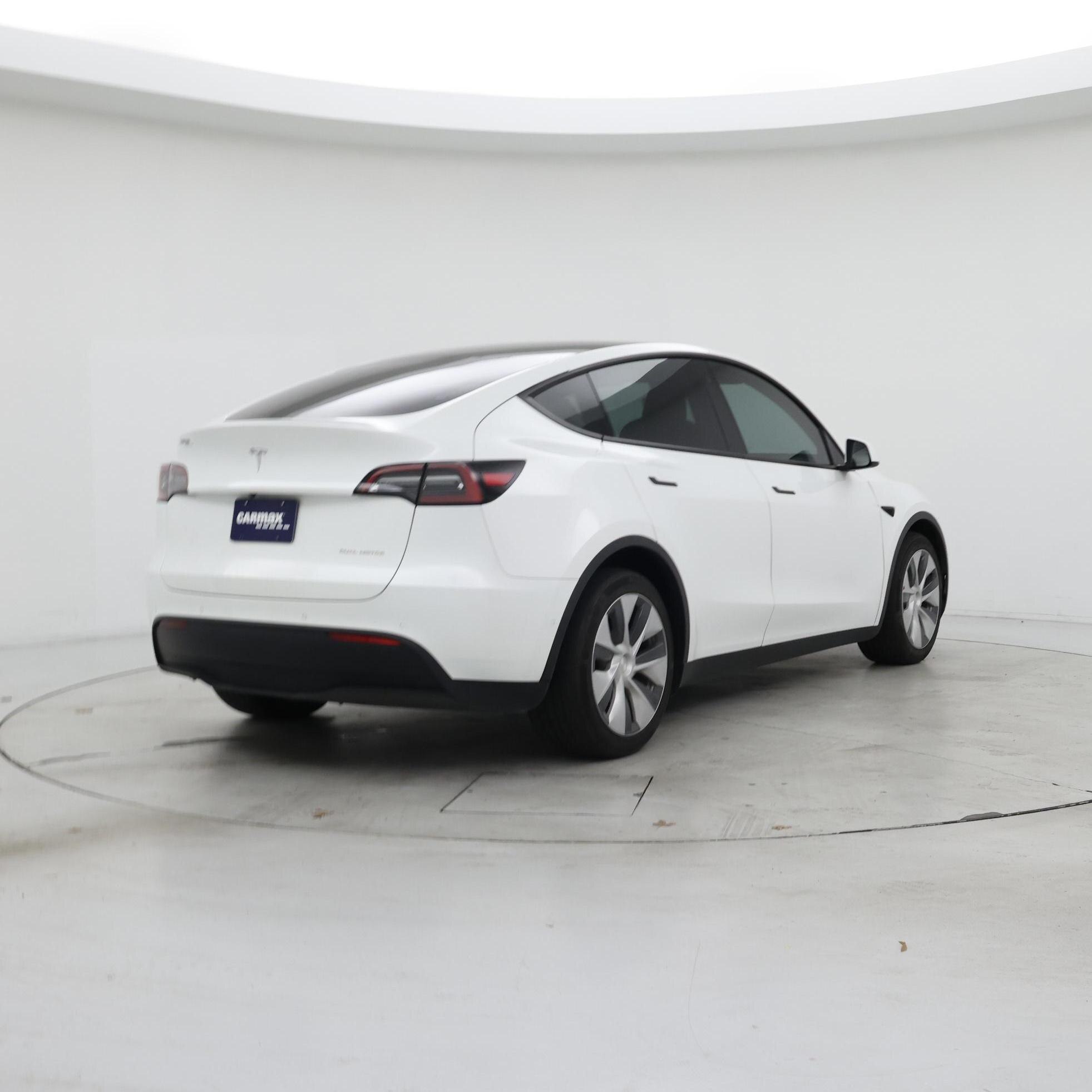 Thumbnail: 2022 Tesla Model Y - 8