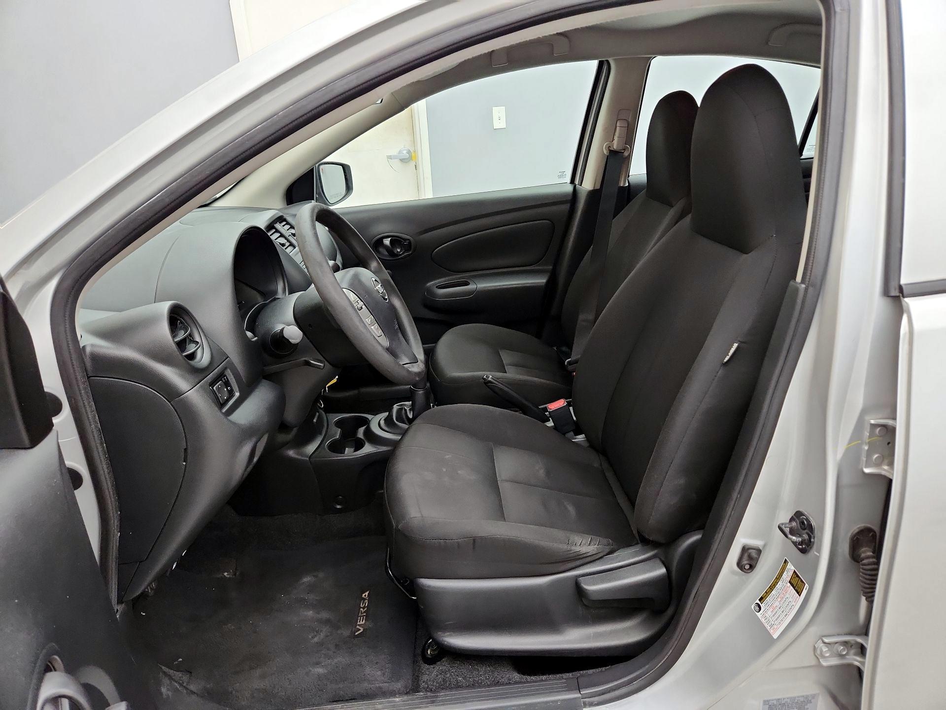 Thumbnail: 2017 Nissan Versa - 11