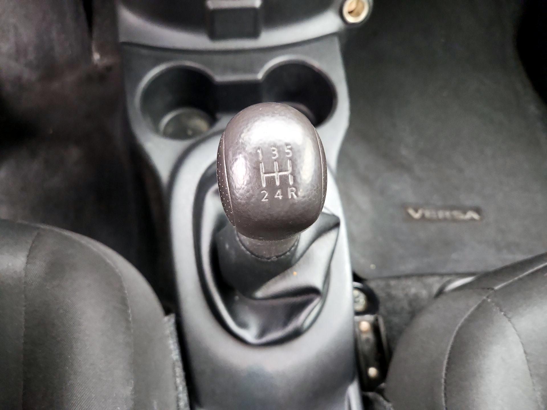 Thumbnail: 2017 Nissan Versa - 16