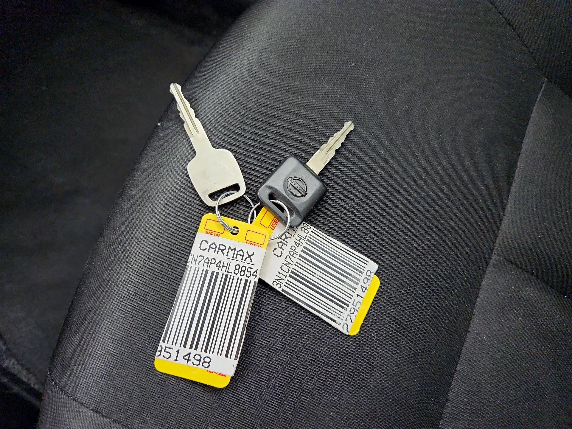 Thumbnail: 2017 Nissan Versa - 20