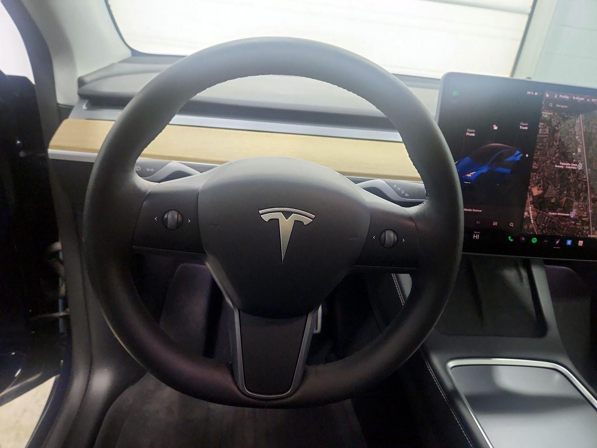 Thumbnail: 2023 Tesla Model Y - 10