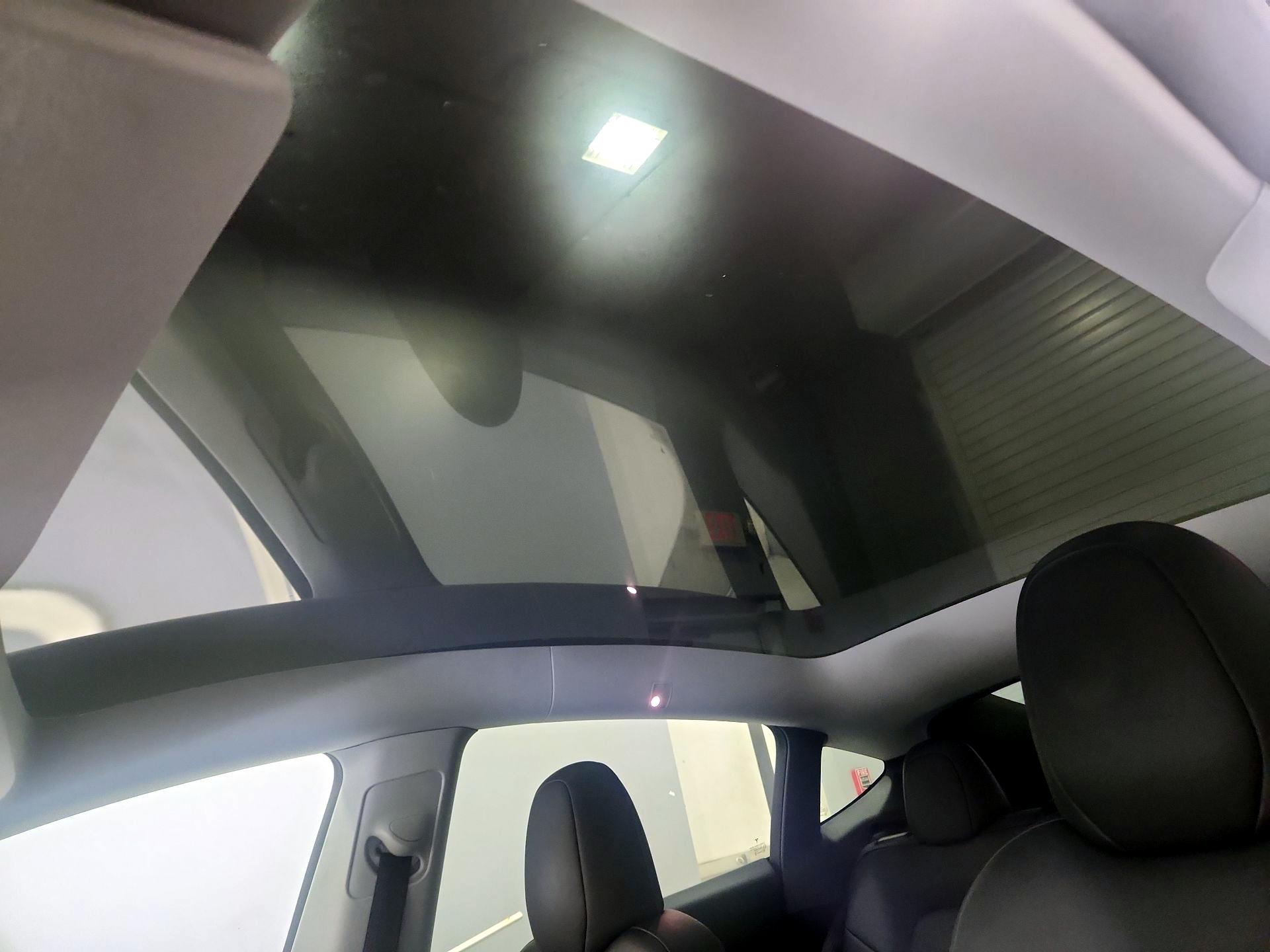 Thumbnail: 2023 Tesla Model Y - 18