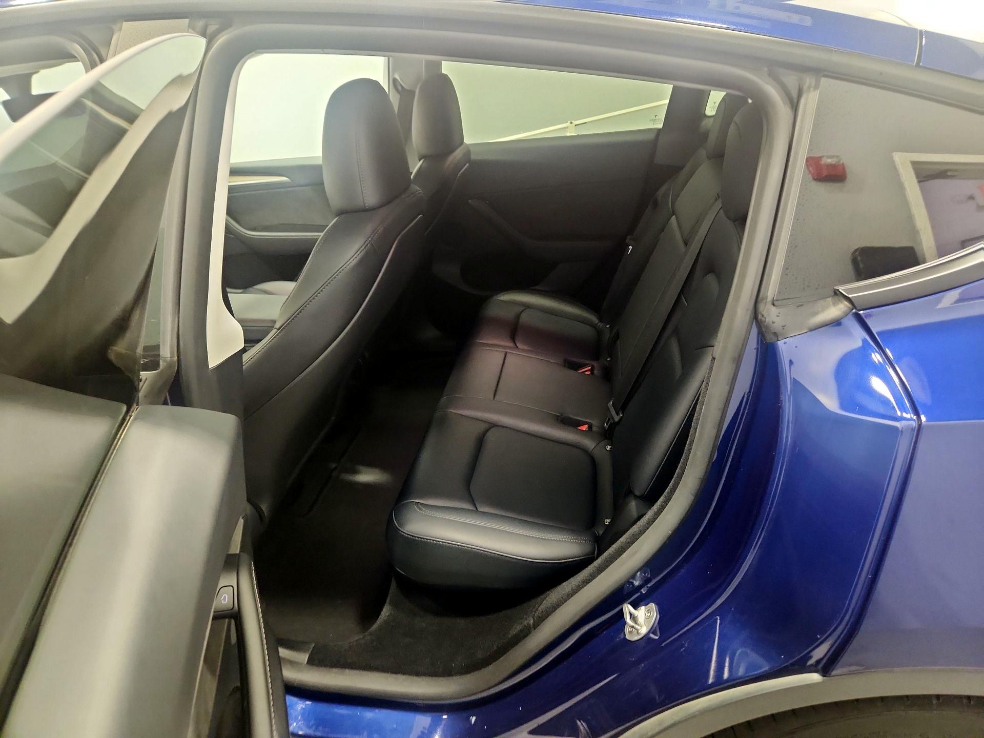 Thumbnail: 2023 Tesla Model Y - 19