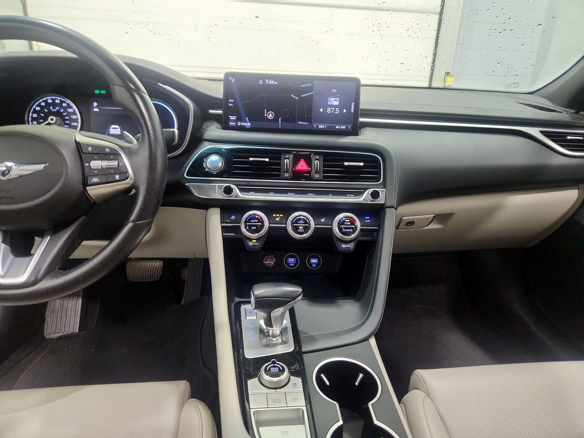 Thumbnail: 2022 Genesis G70 - 9