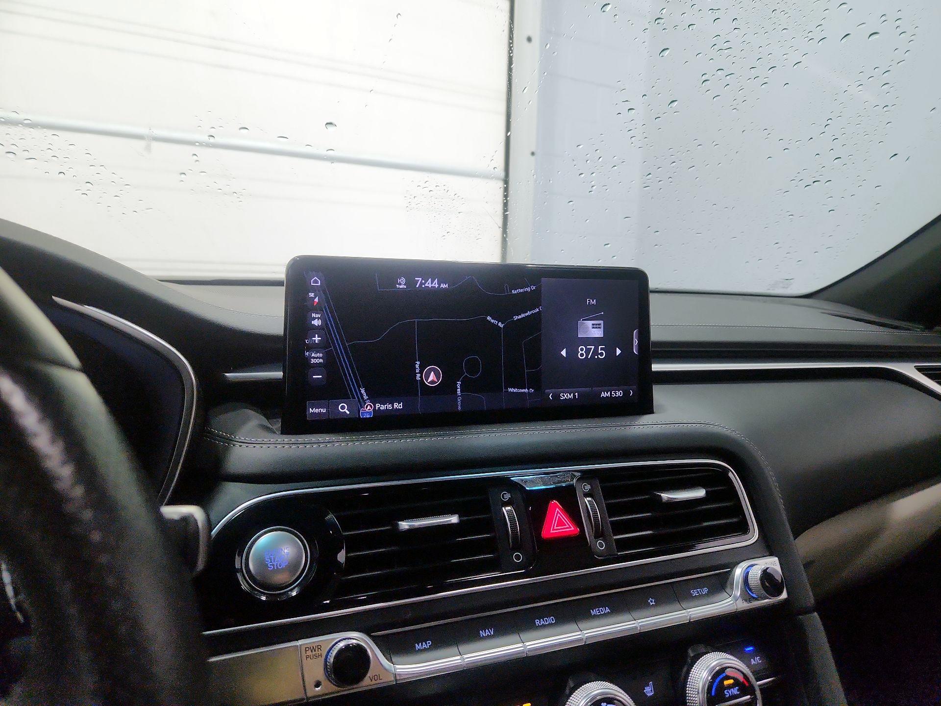 Thumbnail: 2022 Genesis G70 - 14