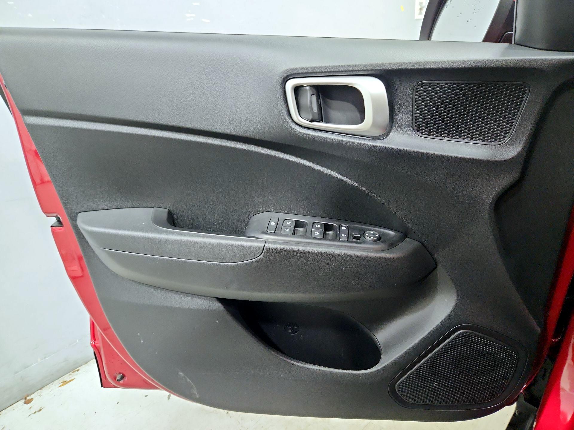 Thumbnail: 2025 Hyundai Venue - 12