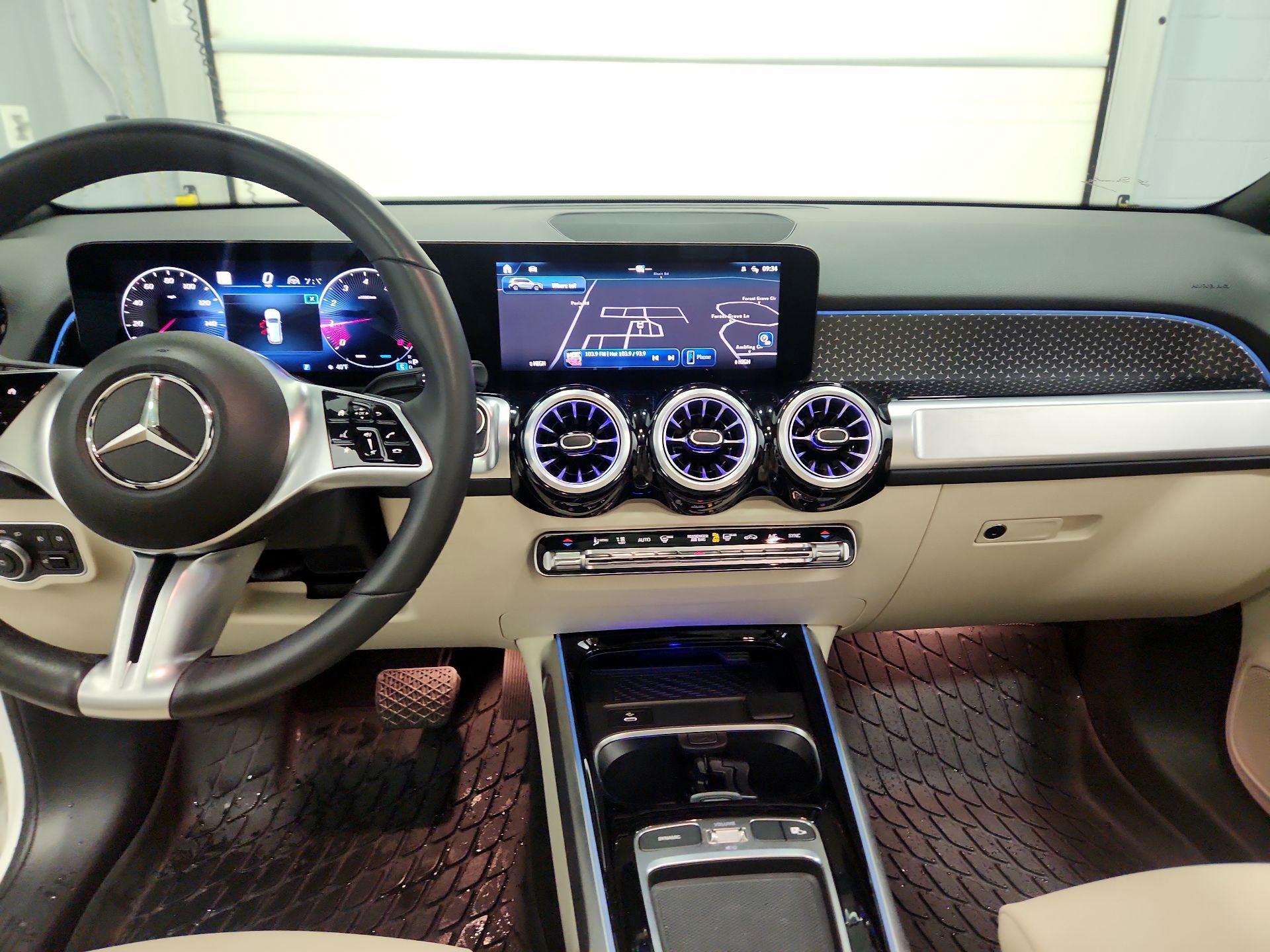 Thumbnail: 2024 Mercedes-Benz GLB - 9