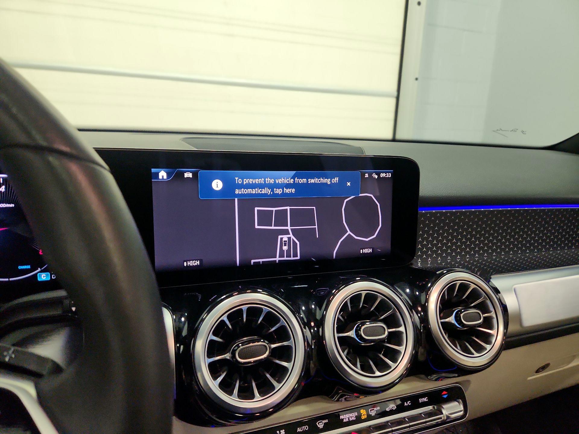 Thumbnail: 2024 Mercedes-Benz GLB - 14