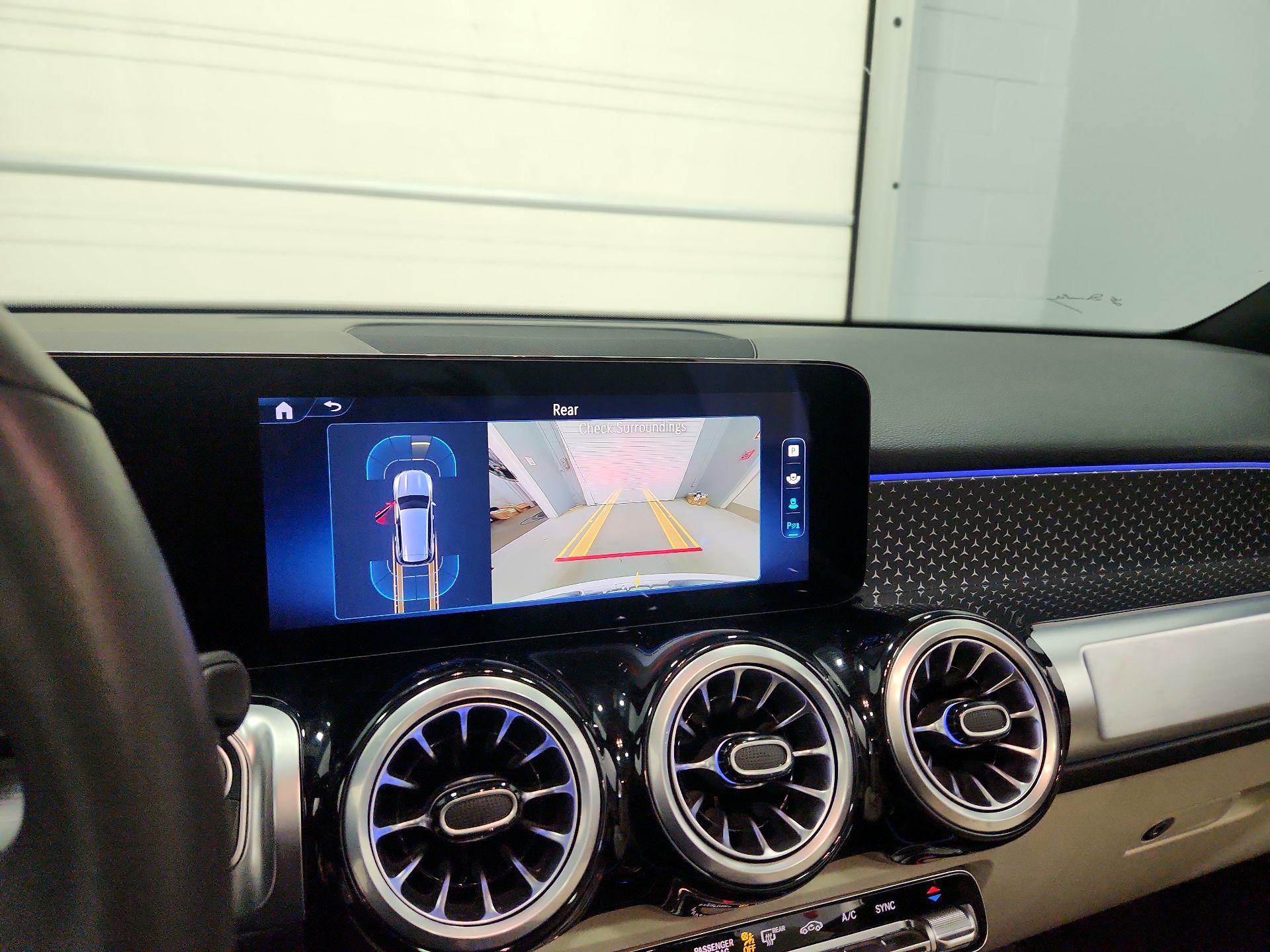 Thumbnail: 2024 Mercedes-Benz GLB - 15