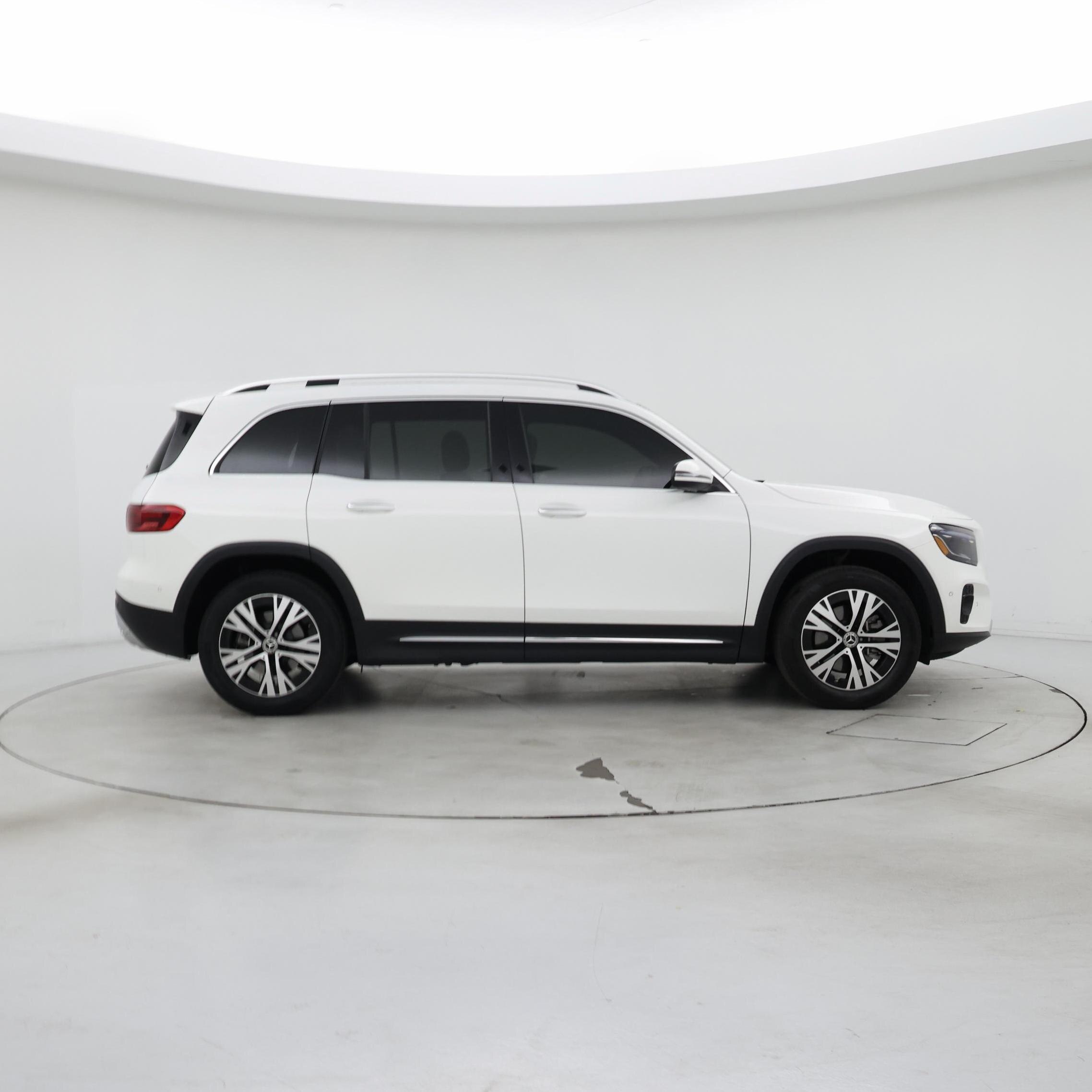 Thumbnail: 2024 Mercedes-Benz GLB - 7