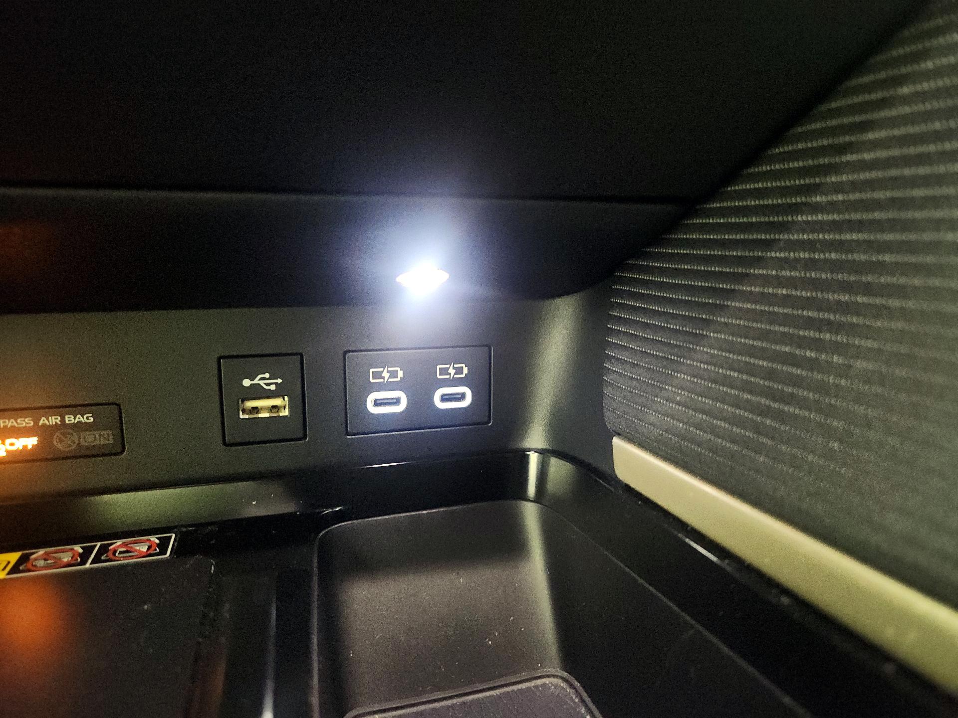 Thumbnail: 2025 Toyota Camry - 18