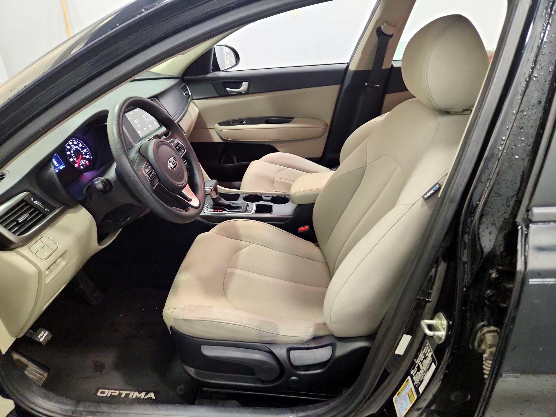 Thumbnail: 2018 Kia Optima - 11