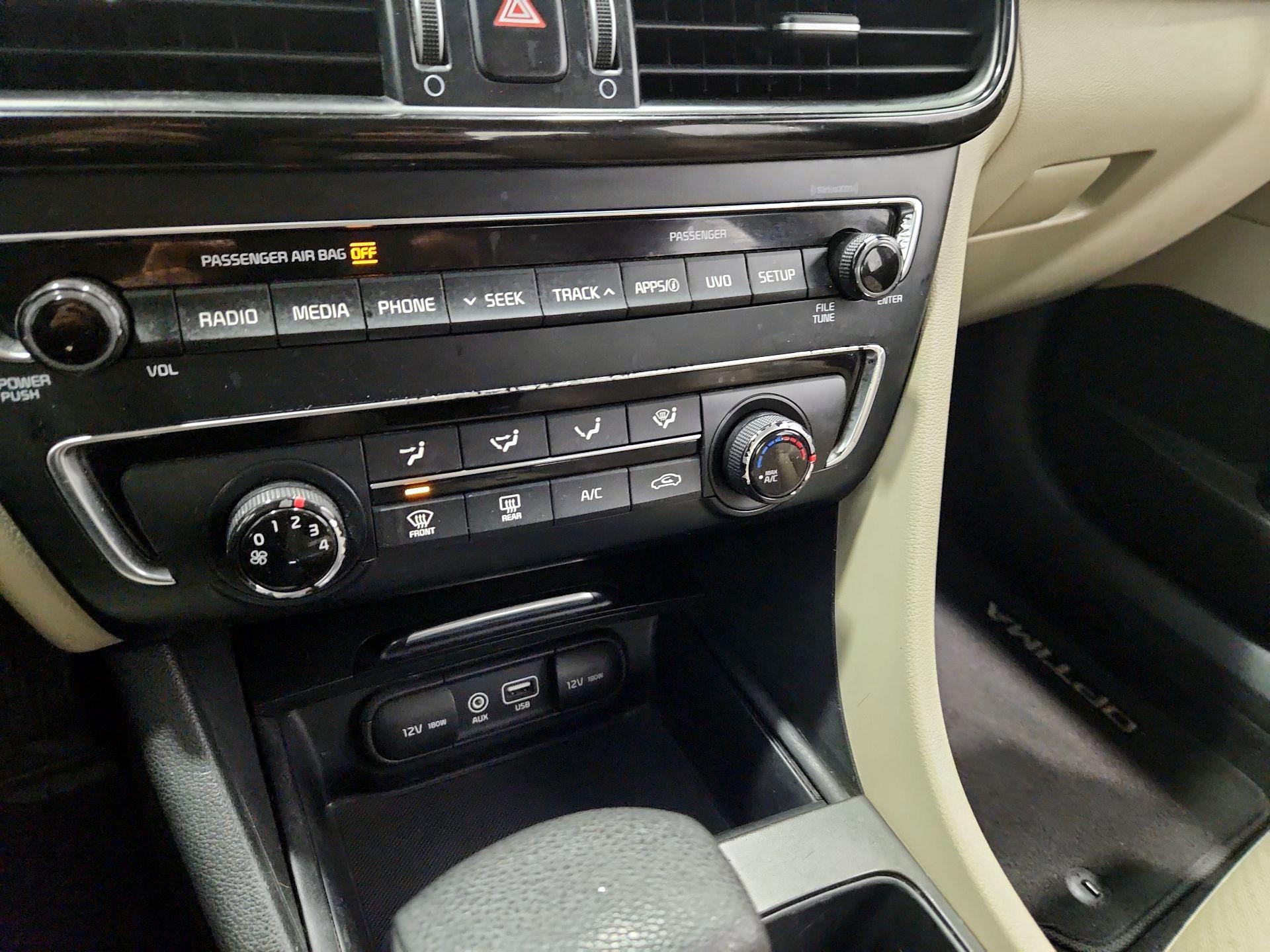 Thumbnail: 2018 Kia Optima - 16