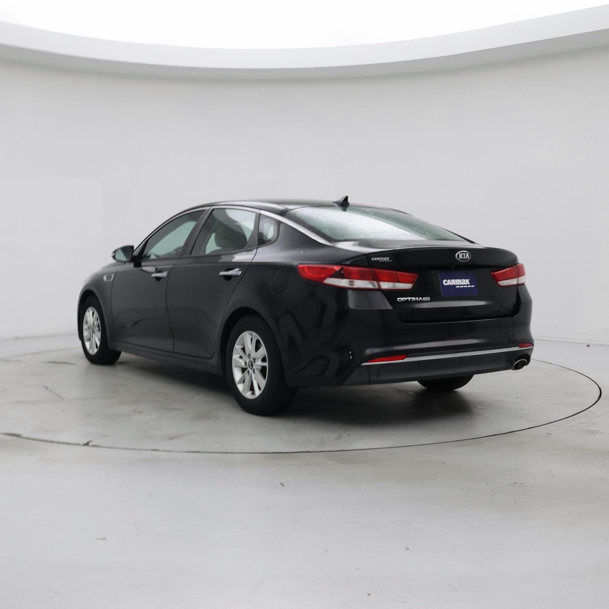 Thumbnail: 2018 Kia Optima - 2