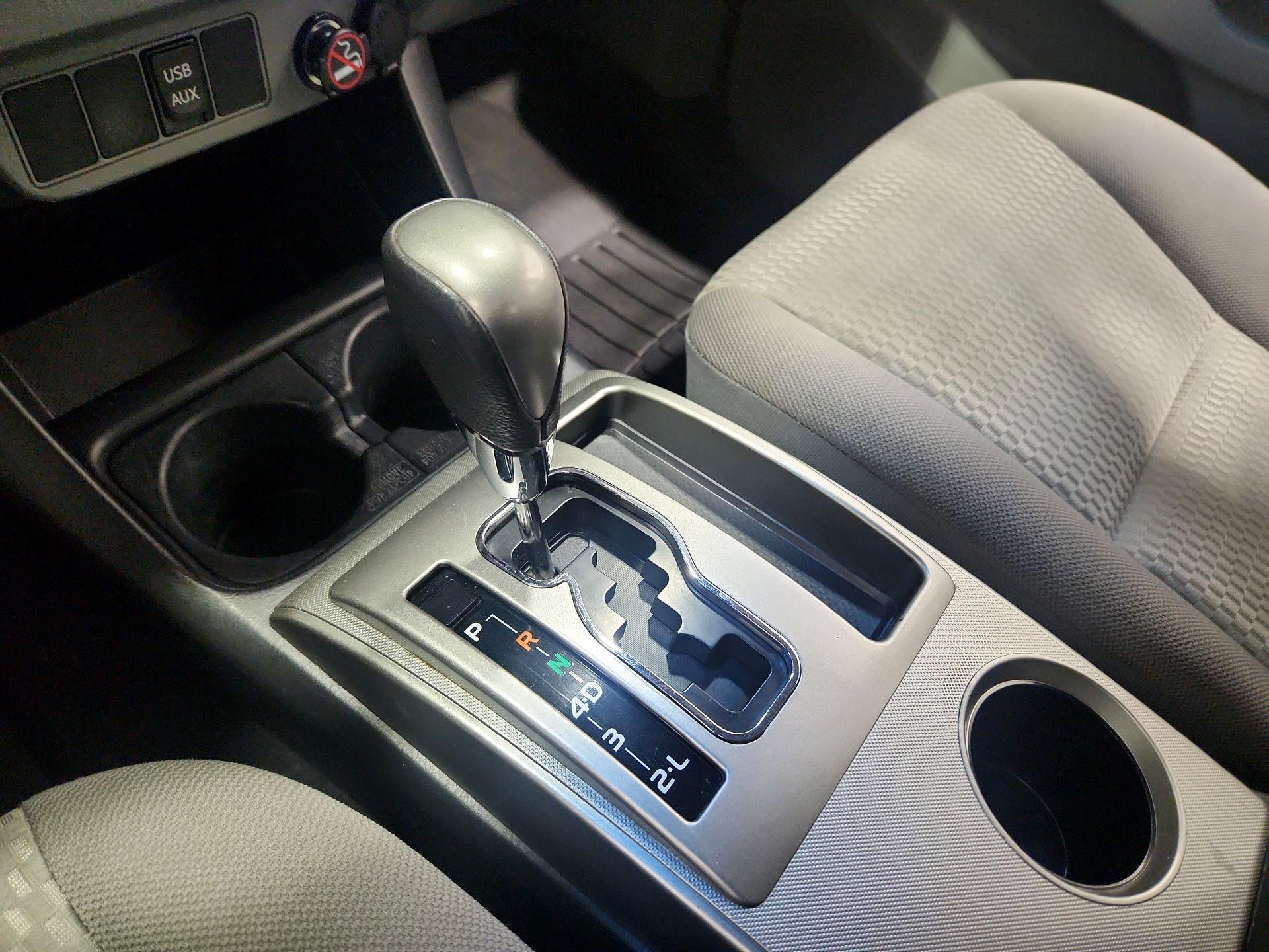 Thumbnail: 2015 Toyota Tacoma - 17