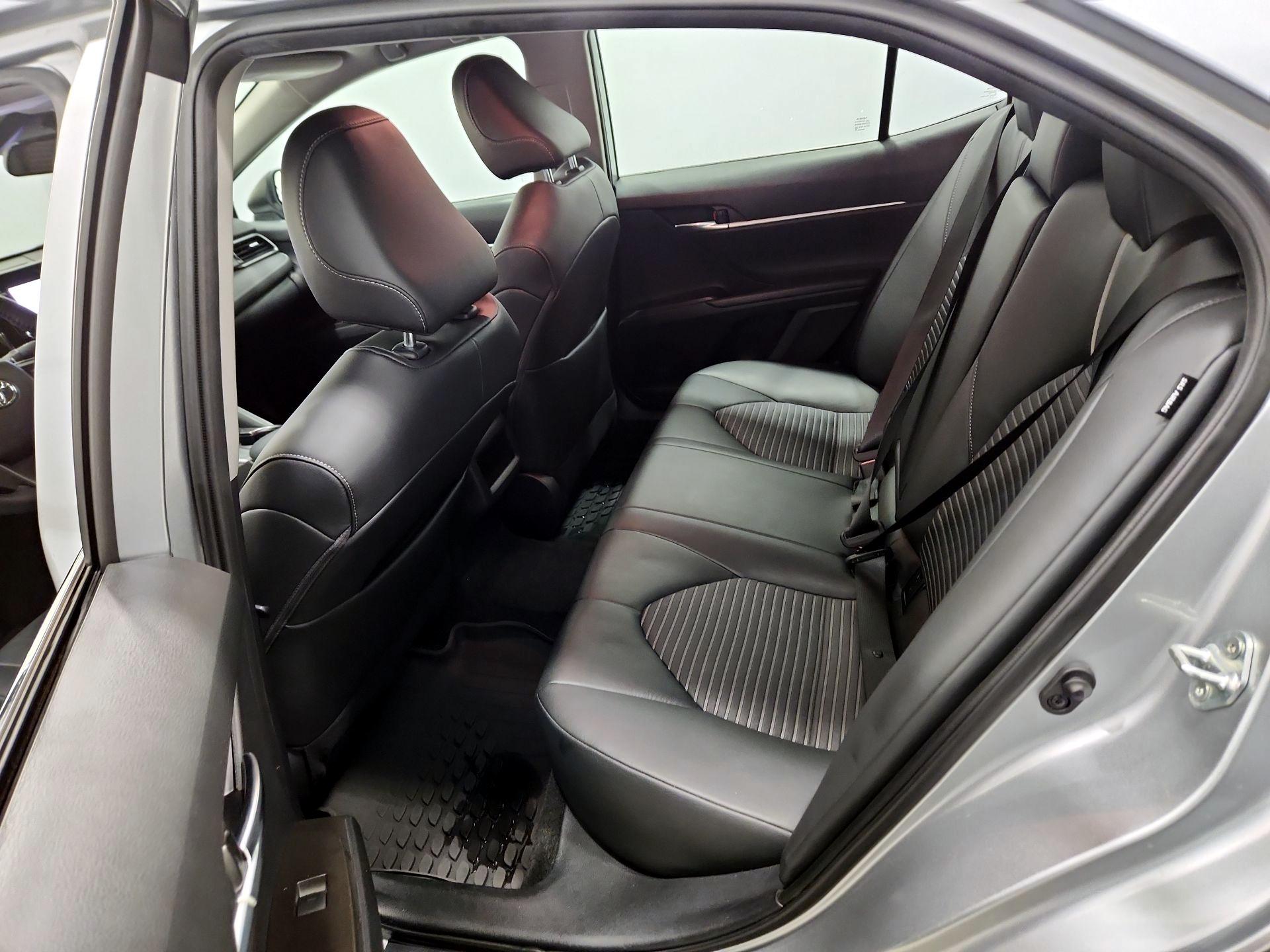 Thumbnail: 2022 Toyota Camry - 18