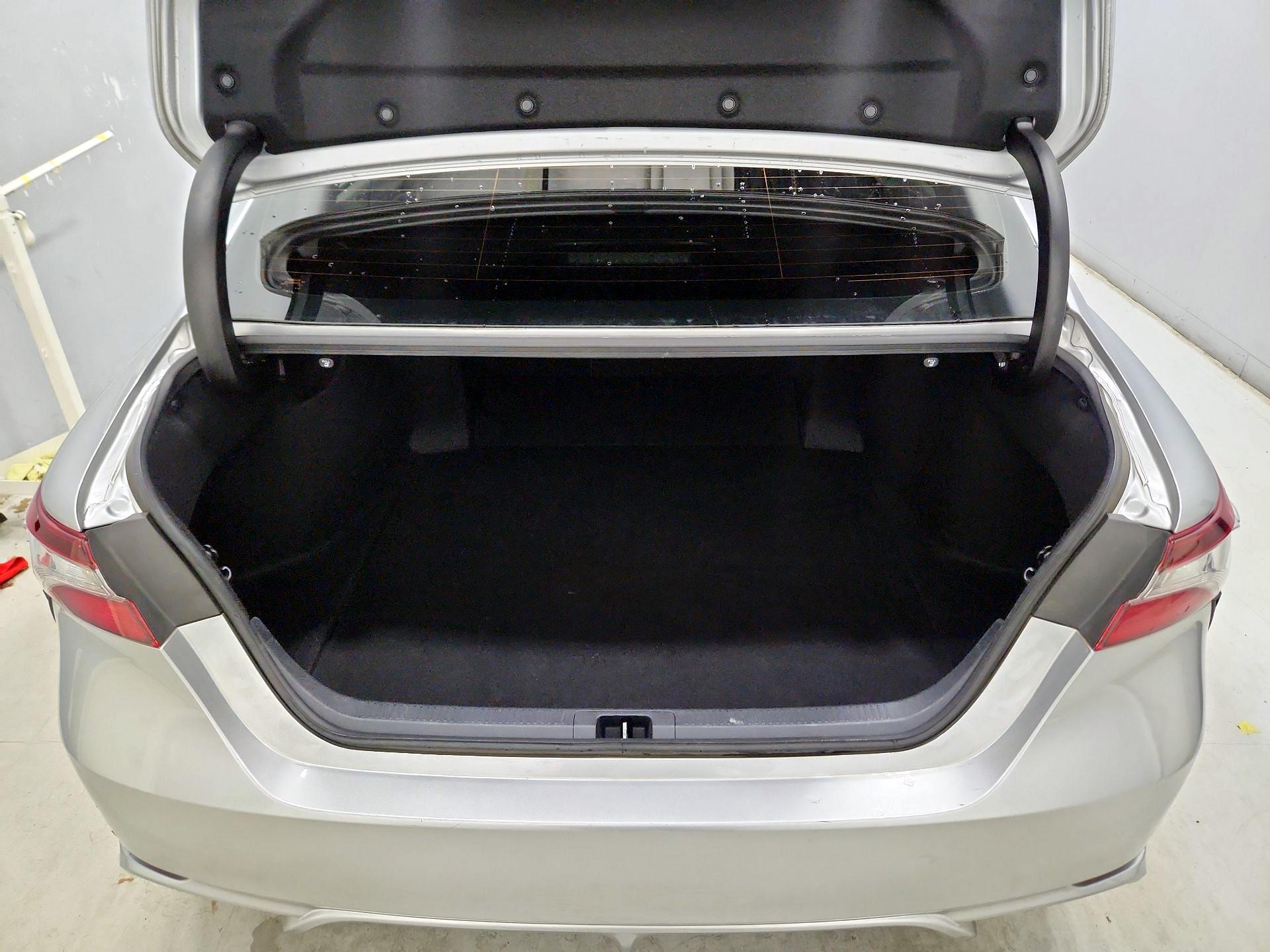 Thumbnail: 2022 Toyota Camry - 19