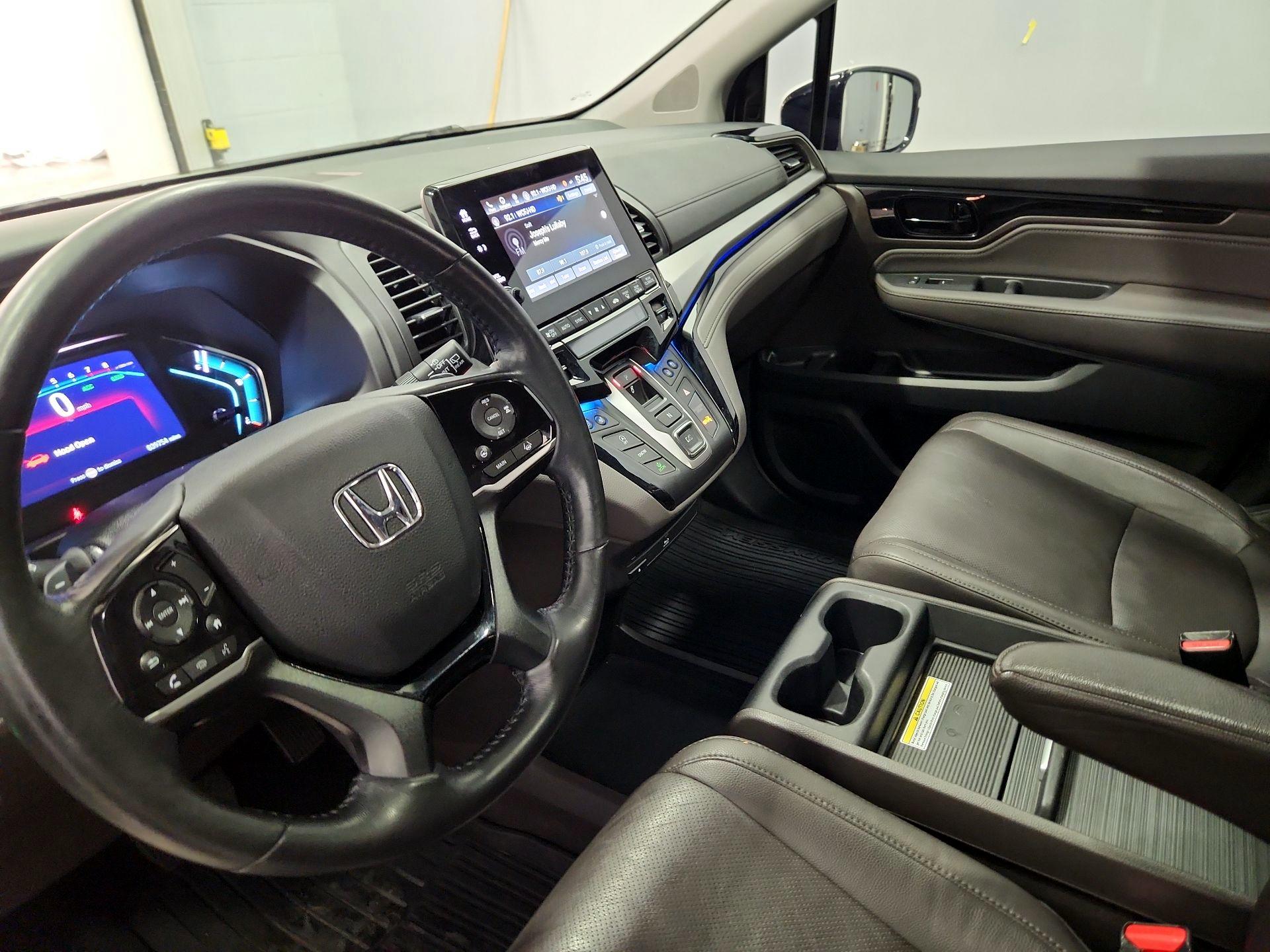 Thumbnail: 2018 Honda Odyssey - 11