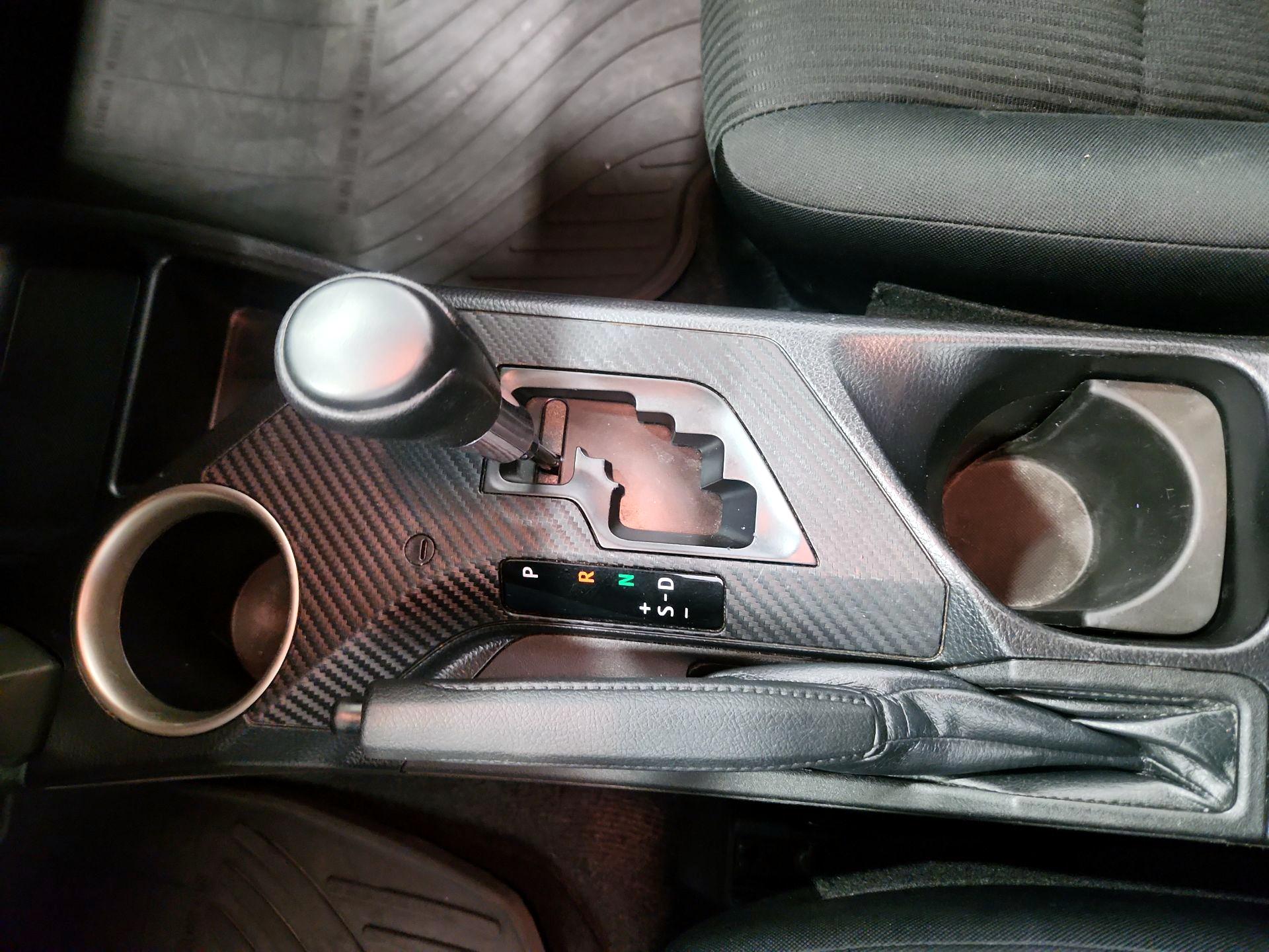 Thumbnail: 2014 Toyota RAV4 - 17