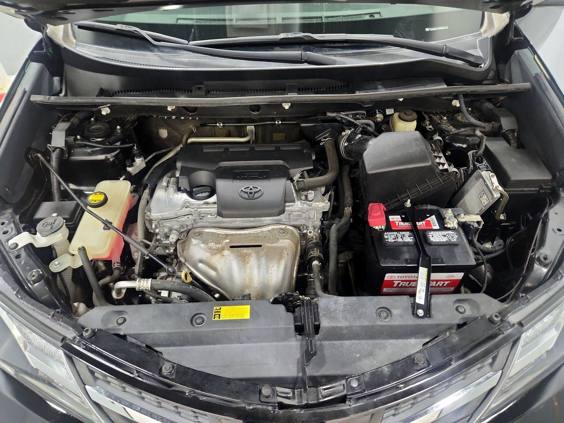 Thumbnail: 2014 Toyota RAV4 - 20