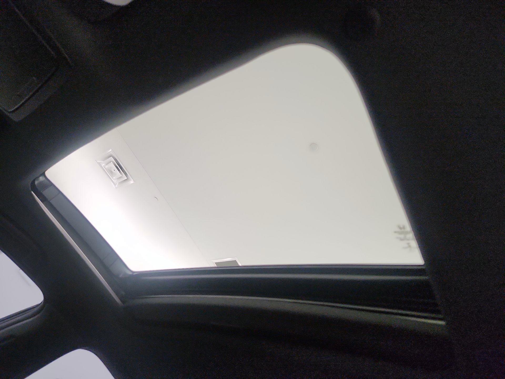 Thumbnail: 2019 Honda Accord - 17