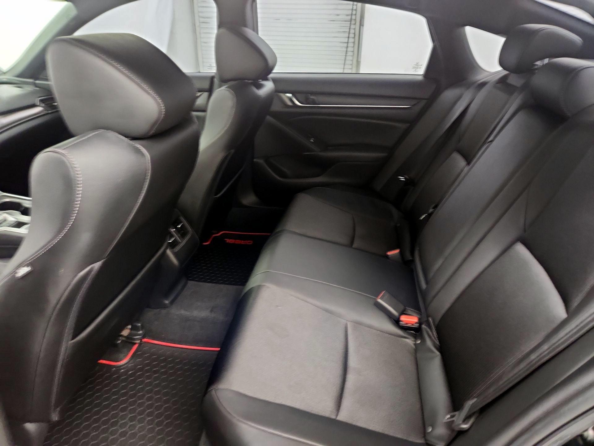 Thumbnail: 2019 Honda Accord - 18