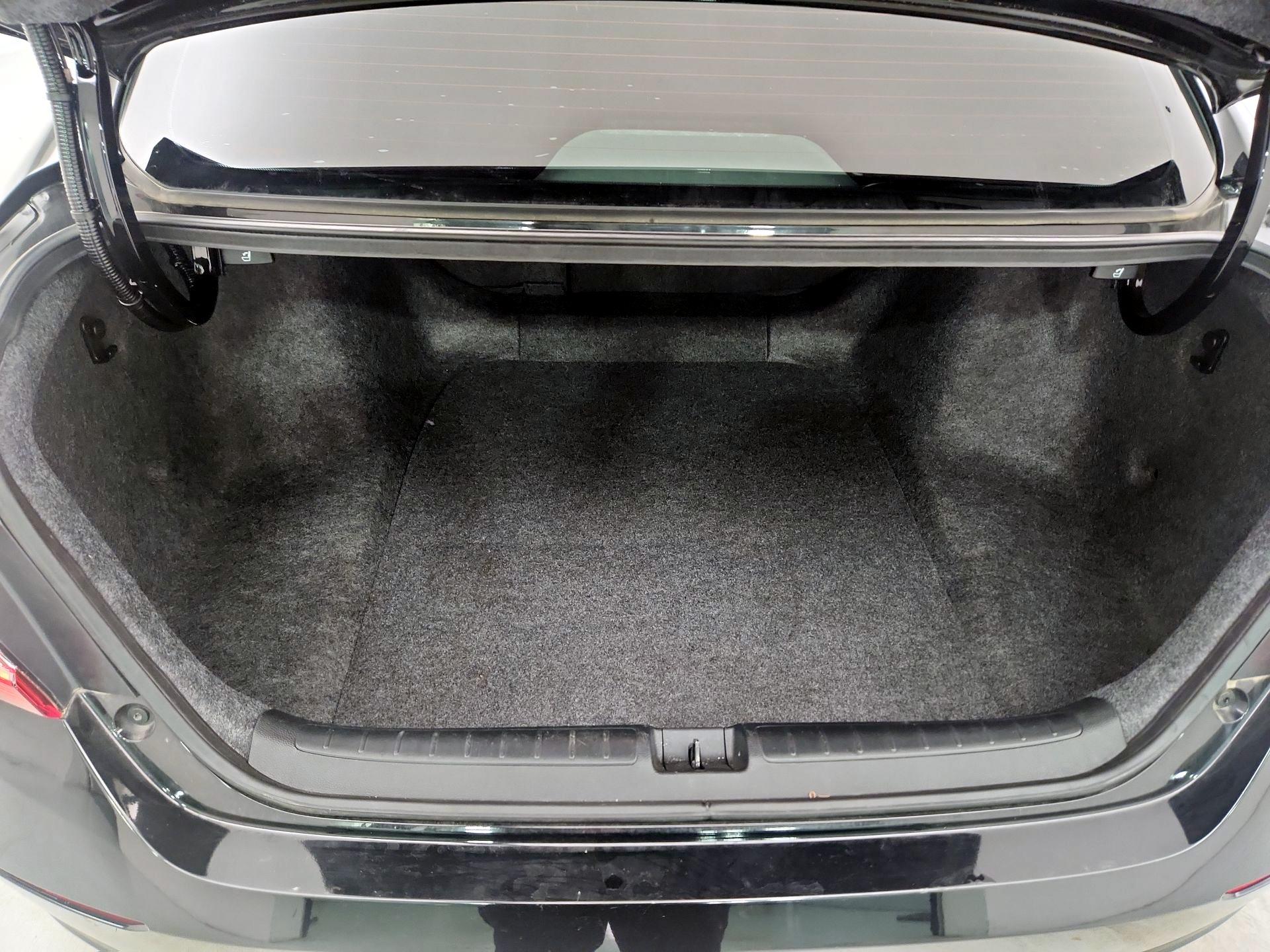 Thumbnail: 2019 Honda Accord - 19