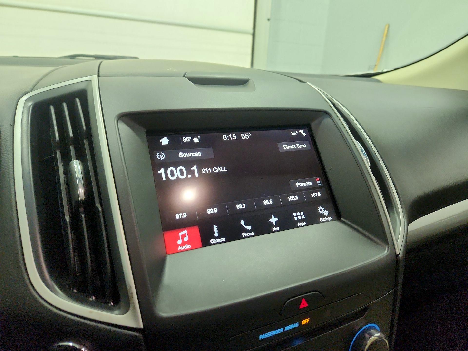 Thumbnail: 2017 Ford Edge - 16