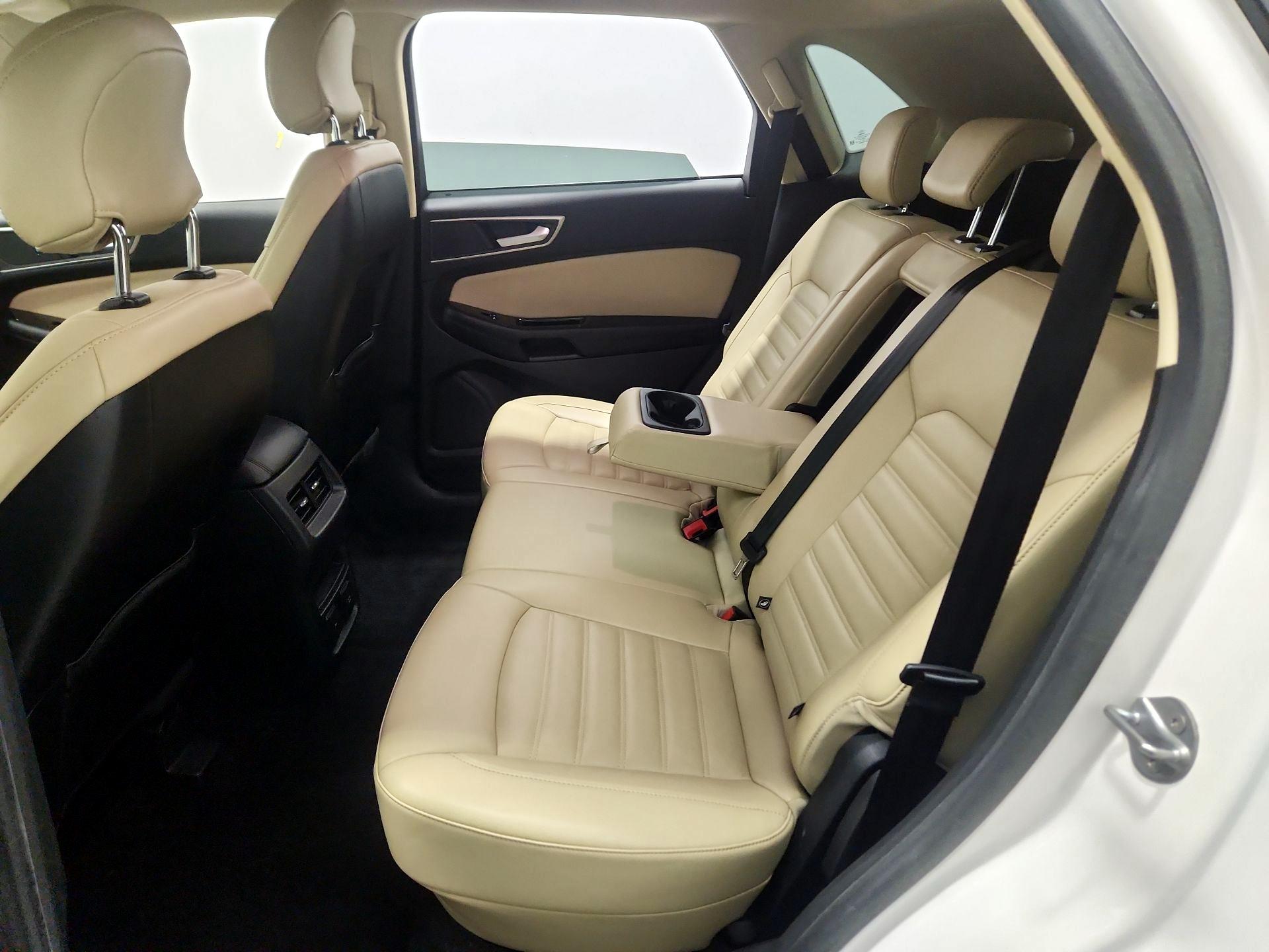 Thumbnail: 2017 Ford Edge - 20