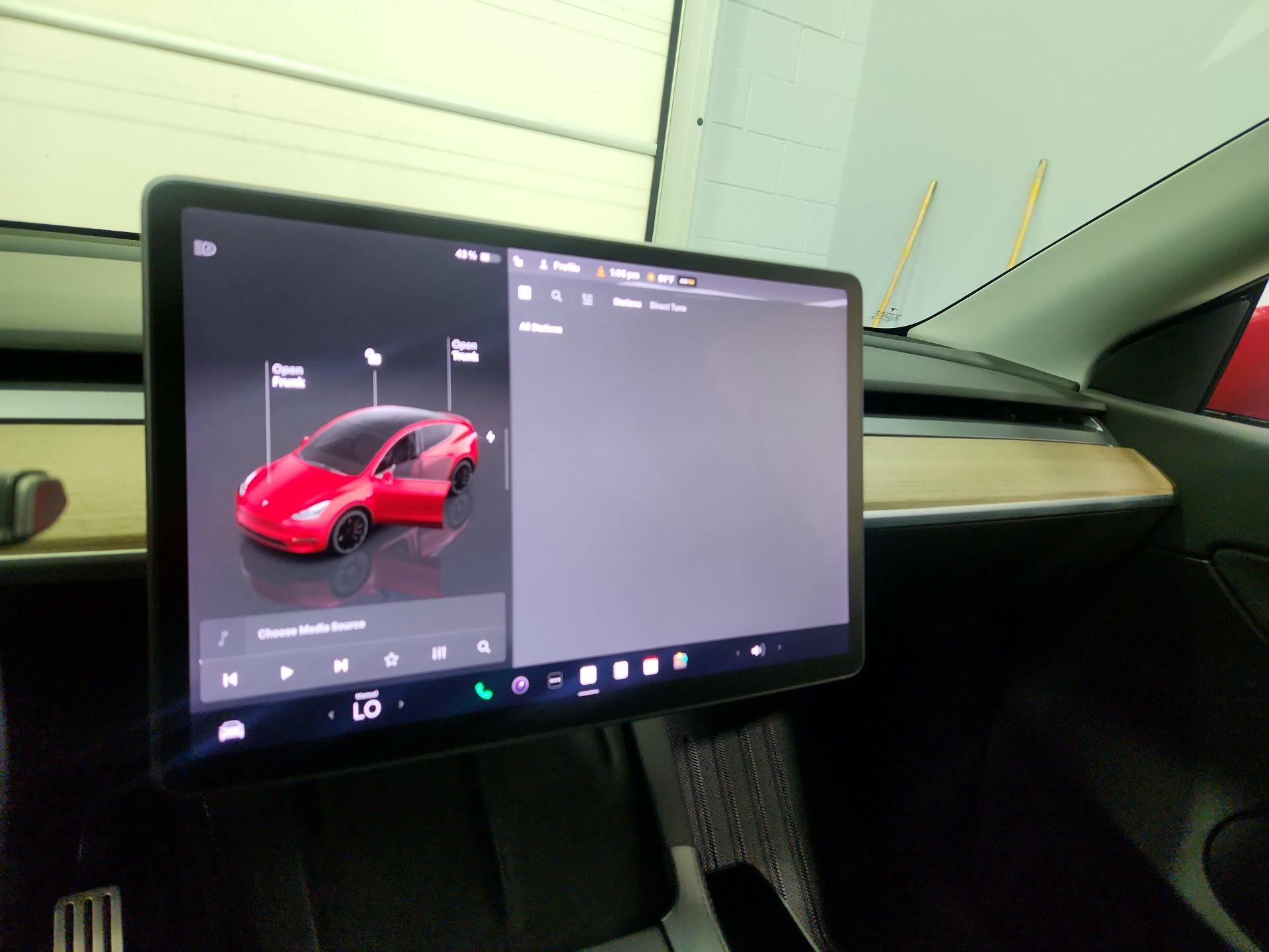 Thumbnail: 2022 Tesla Model Y - 16