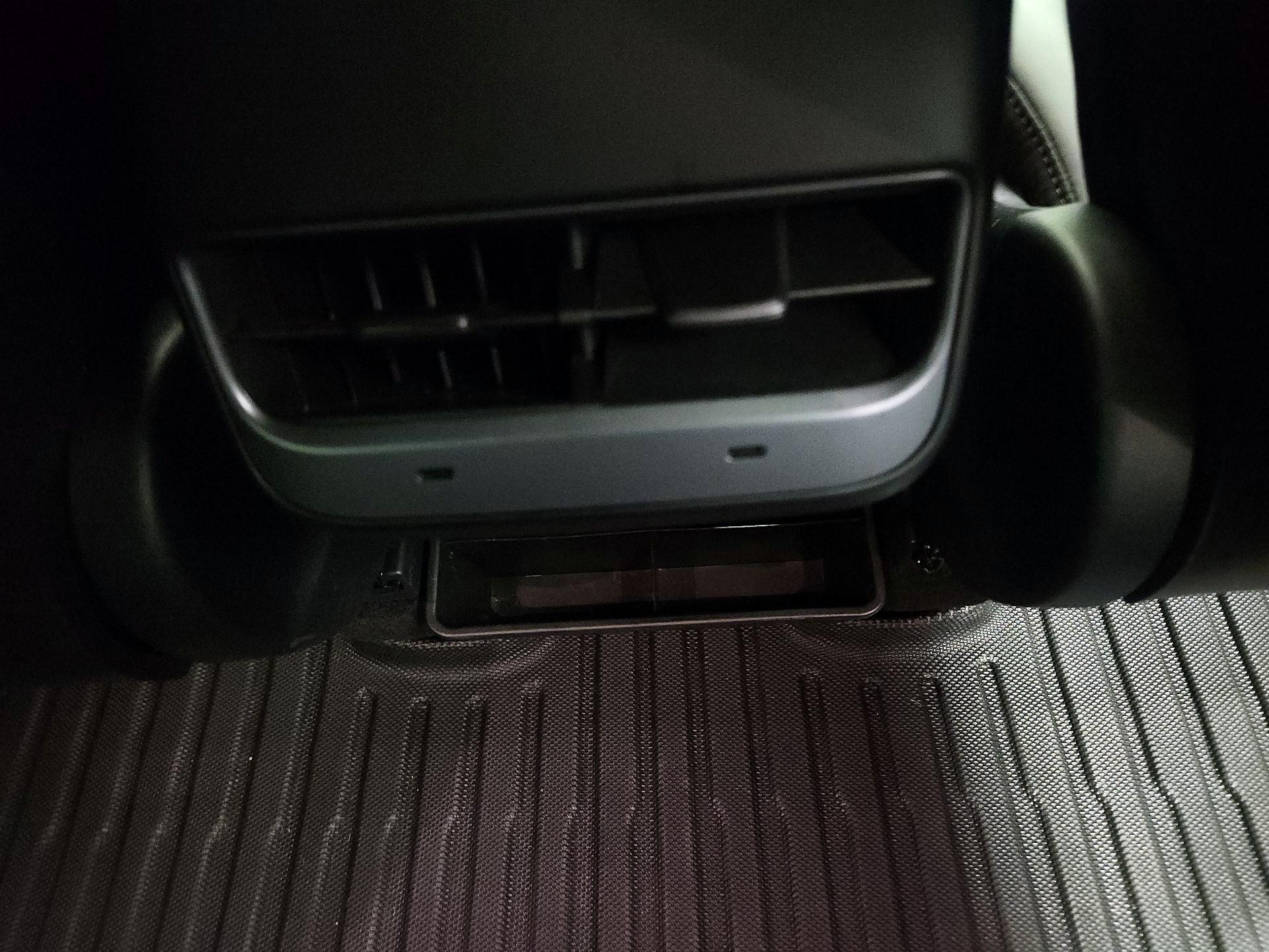 Thumbnail: 2022 Tesla Model Y - 19