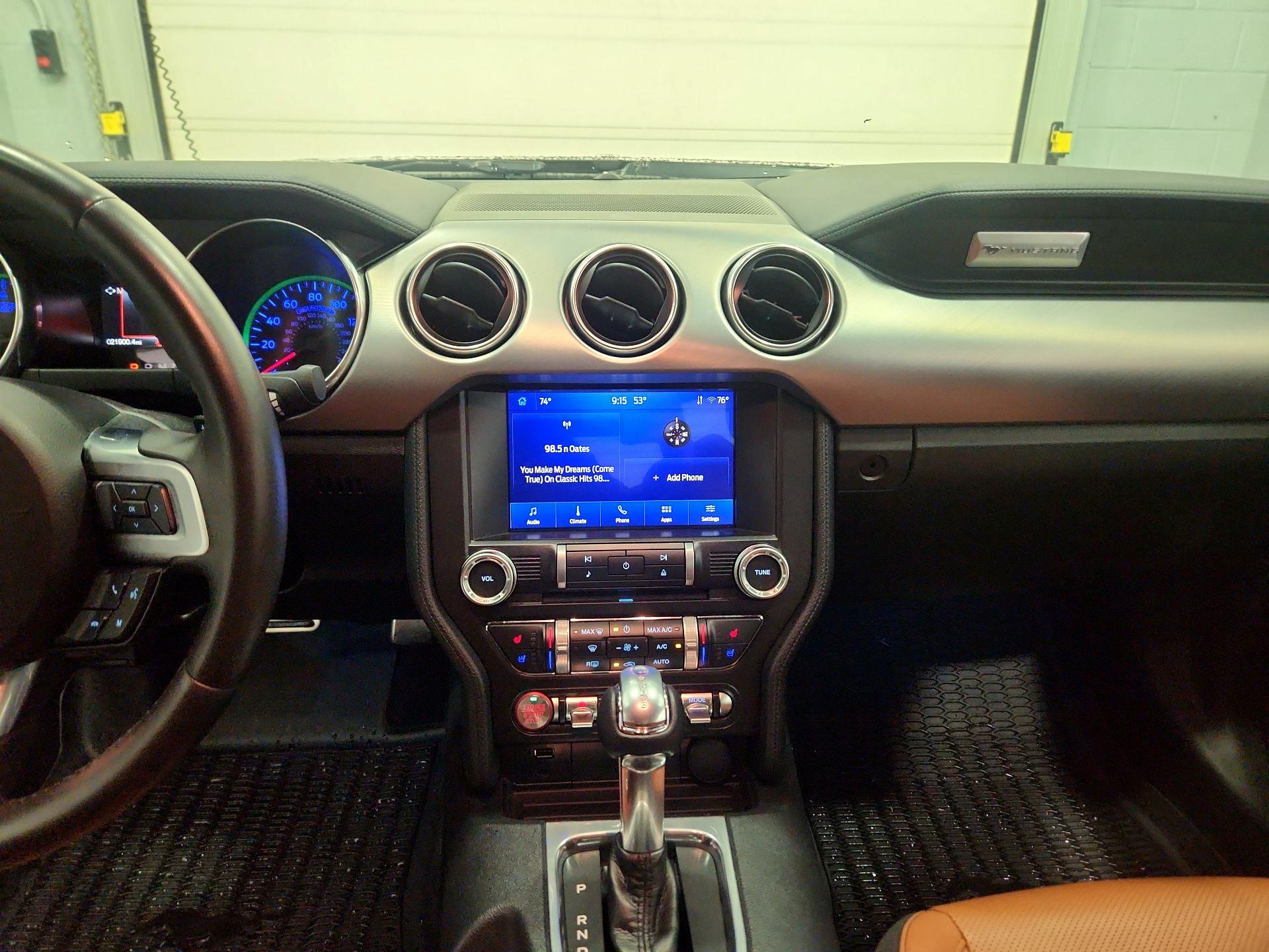 Thumbnail: 2022 Ford Mustang - 9