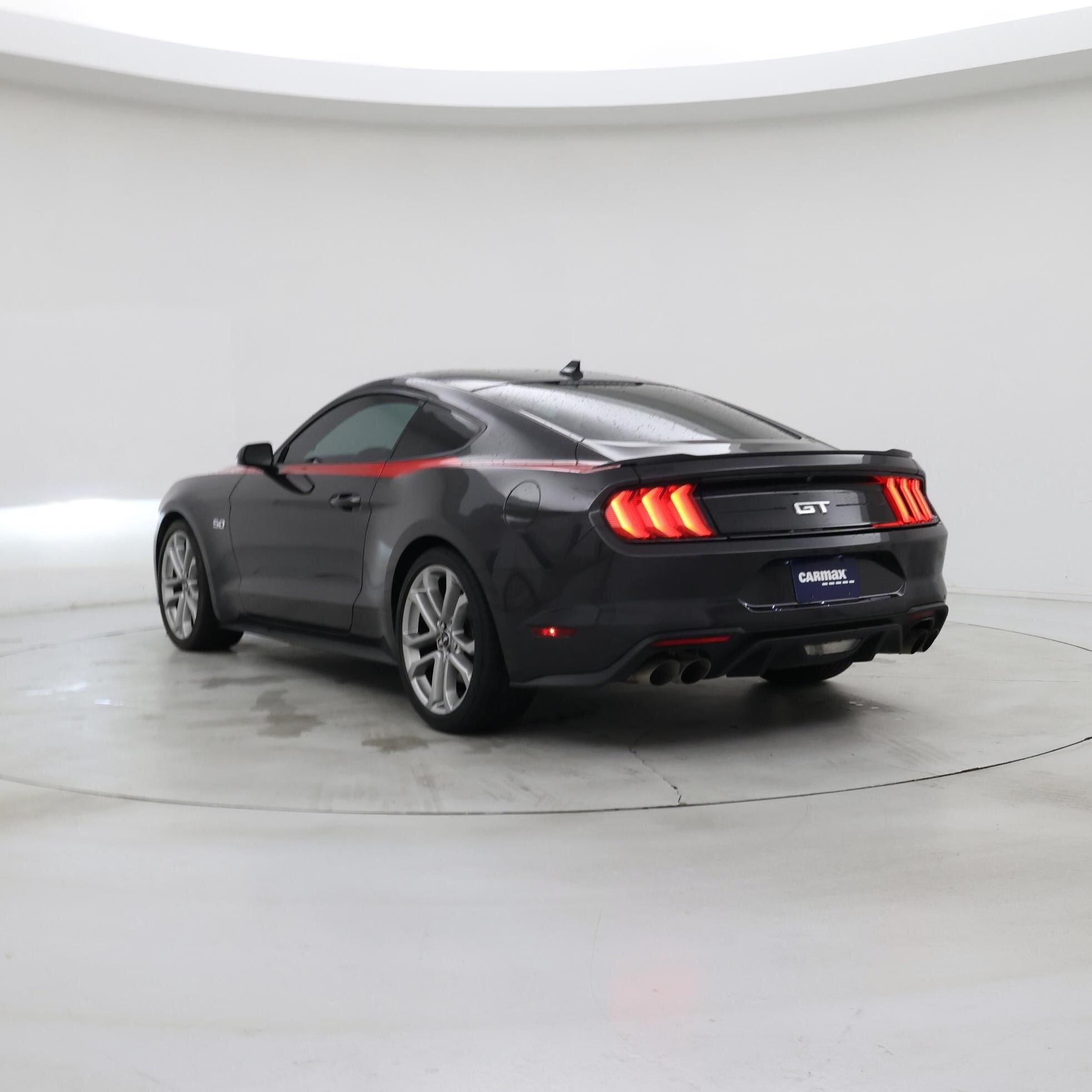 Thumbnail: 2022 Ford Mustang - 2