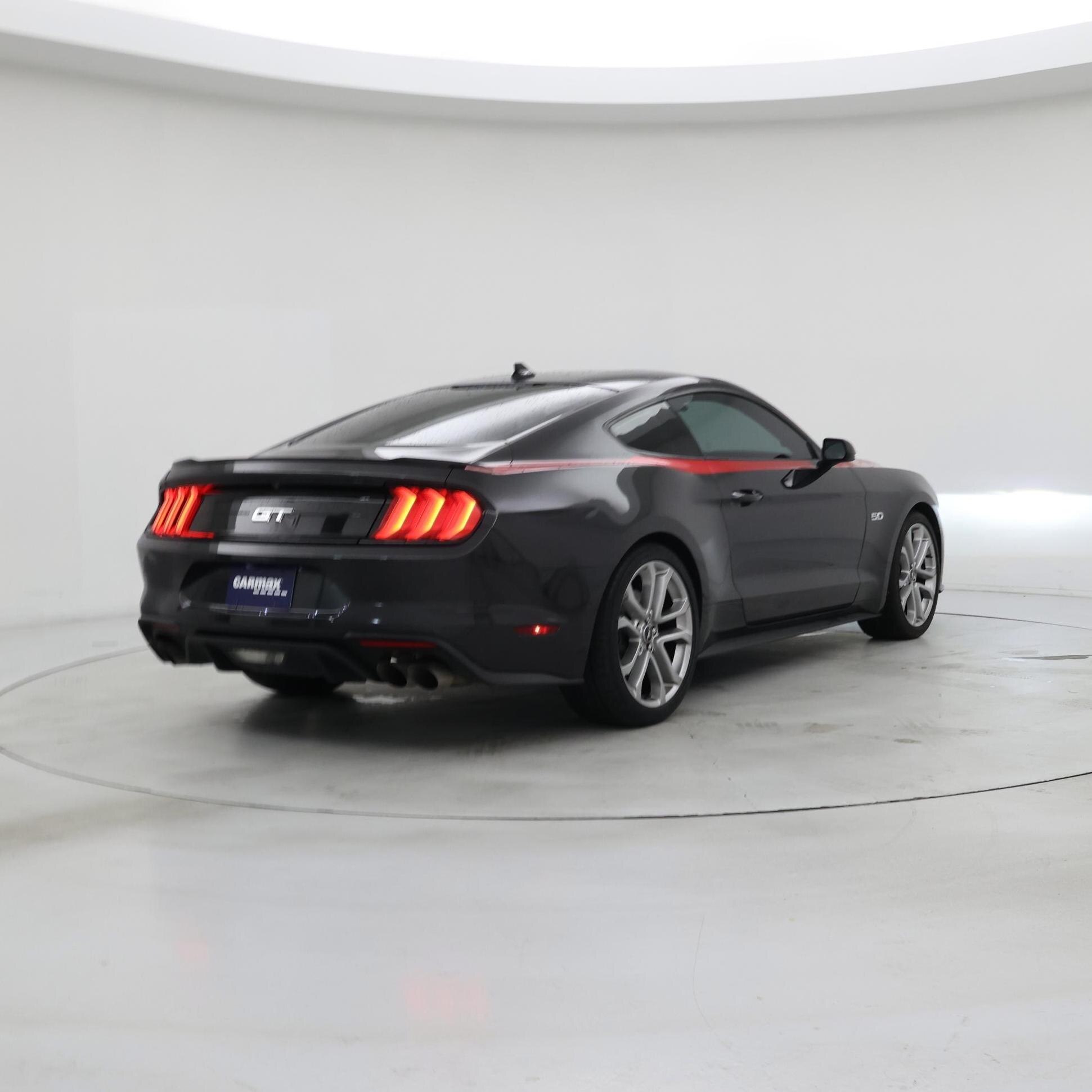 Thumbnail: 2022 Ford Mustang - 8