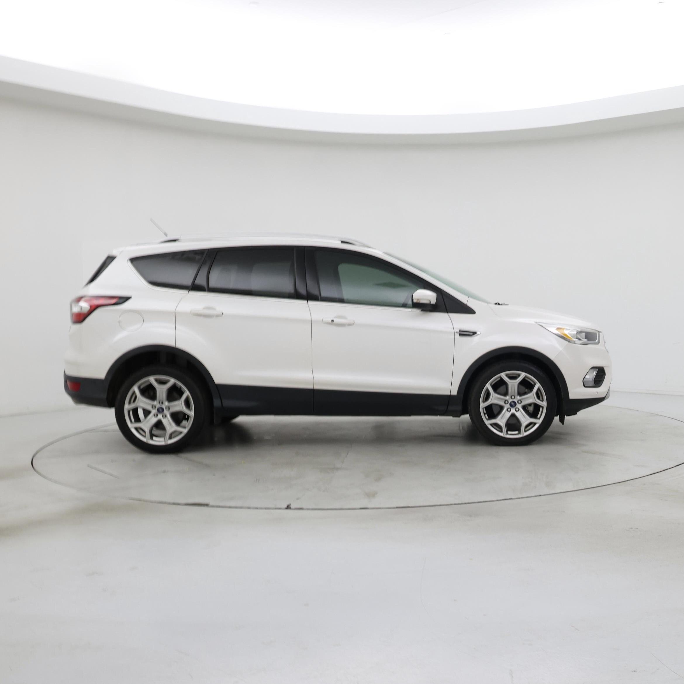 Thumbnail: 2017 Ford Escape - 7